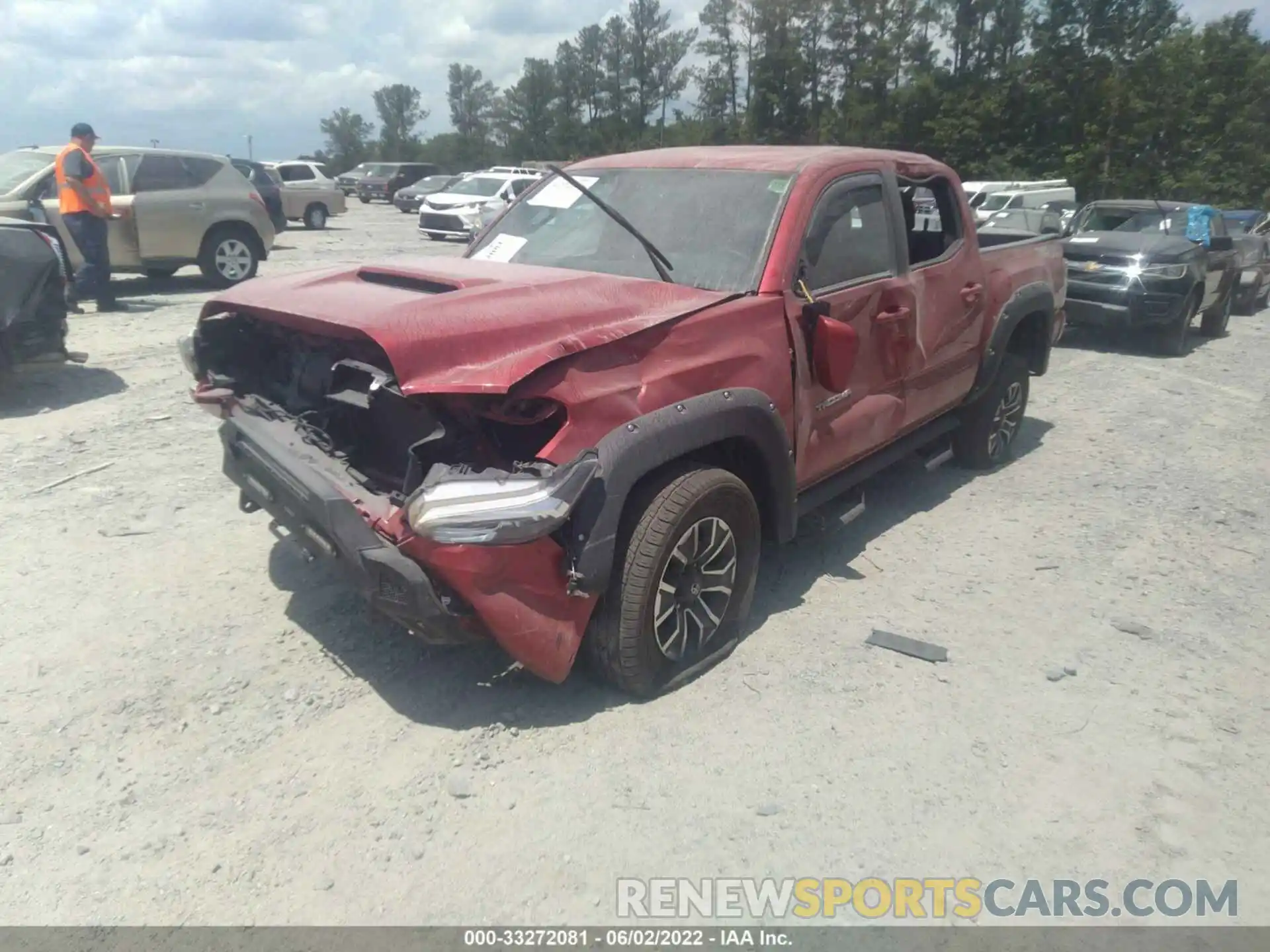 2 Photograph of a damaged car 3TYCZ5AN5LT004531 TOYOTA TACOMA 4WD 2020