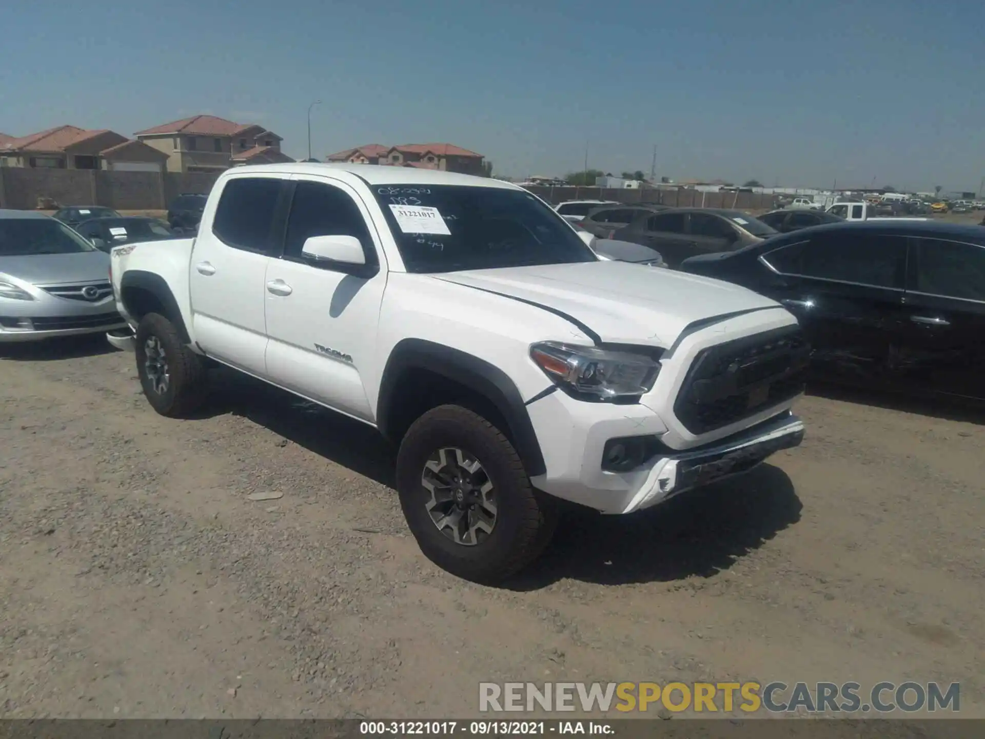 1 Photograph of a damaged car 3TYCZ5AN5LT007316 TOYOTA TACOMA 4WD 2020