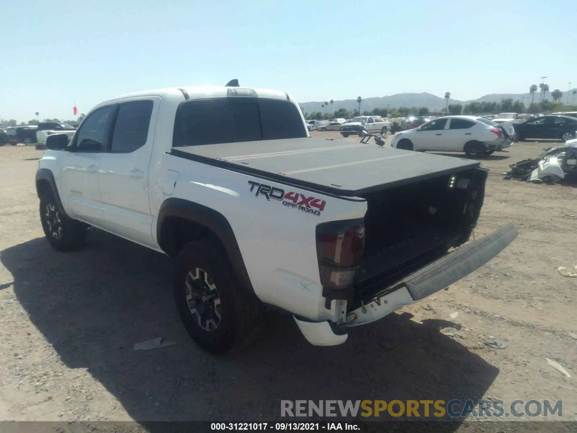 6 Photograph of a damaged car 3TYCZ5AN5LT007316 TOYOTA TACOMA 4WD 2020