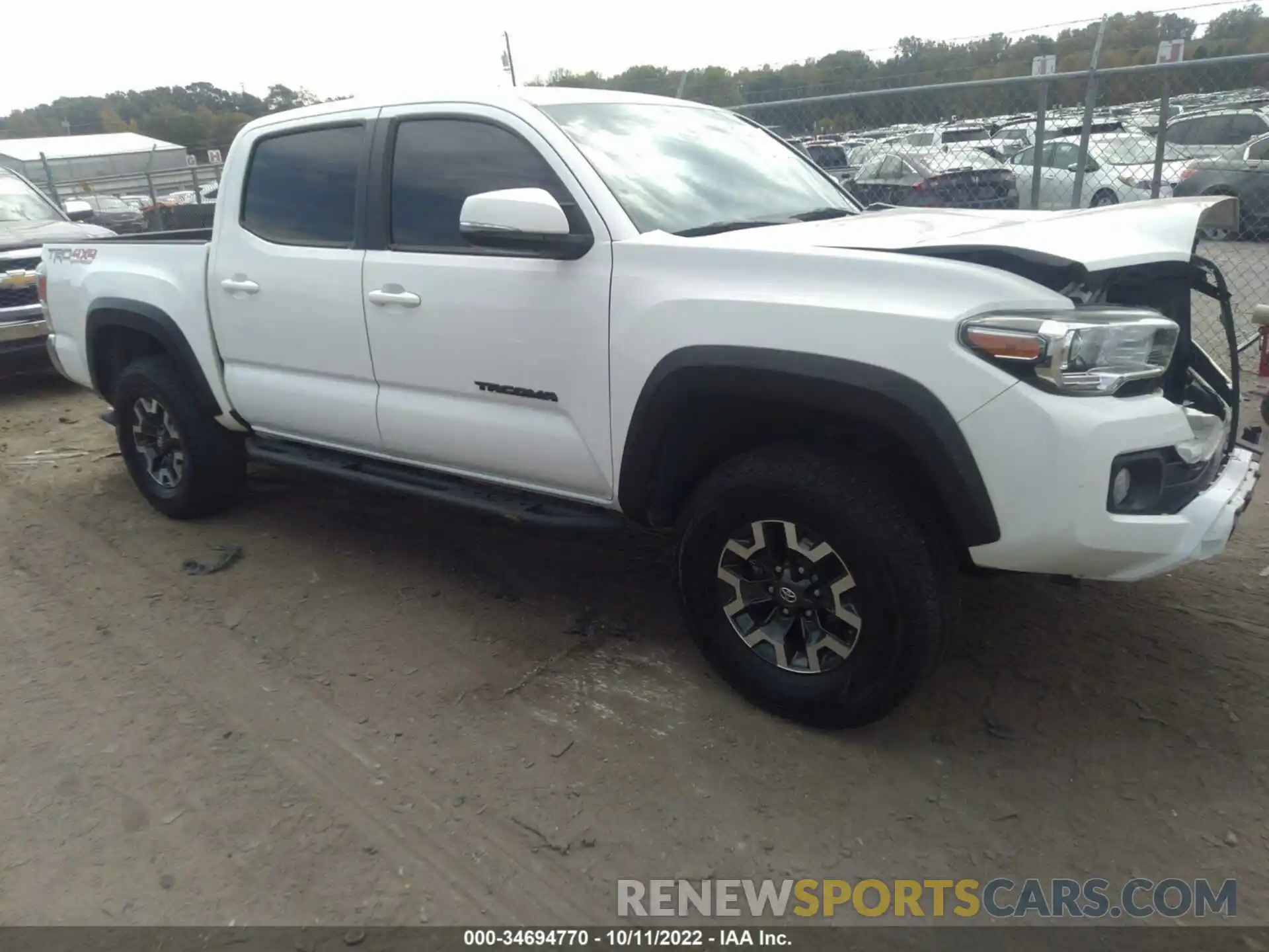 1 Фотография поврежденного автомобиля 3TYCZ5AN6LT004053 TOYOTA TACOMA 4WD 2020