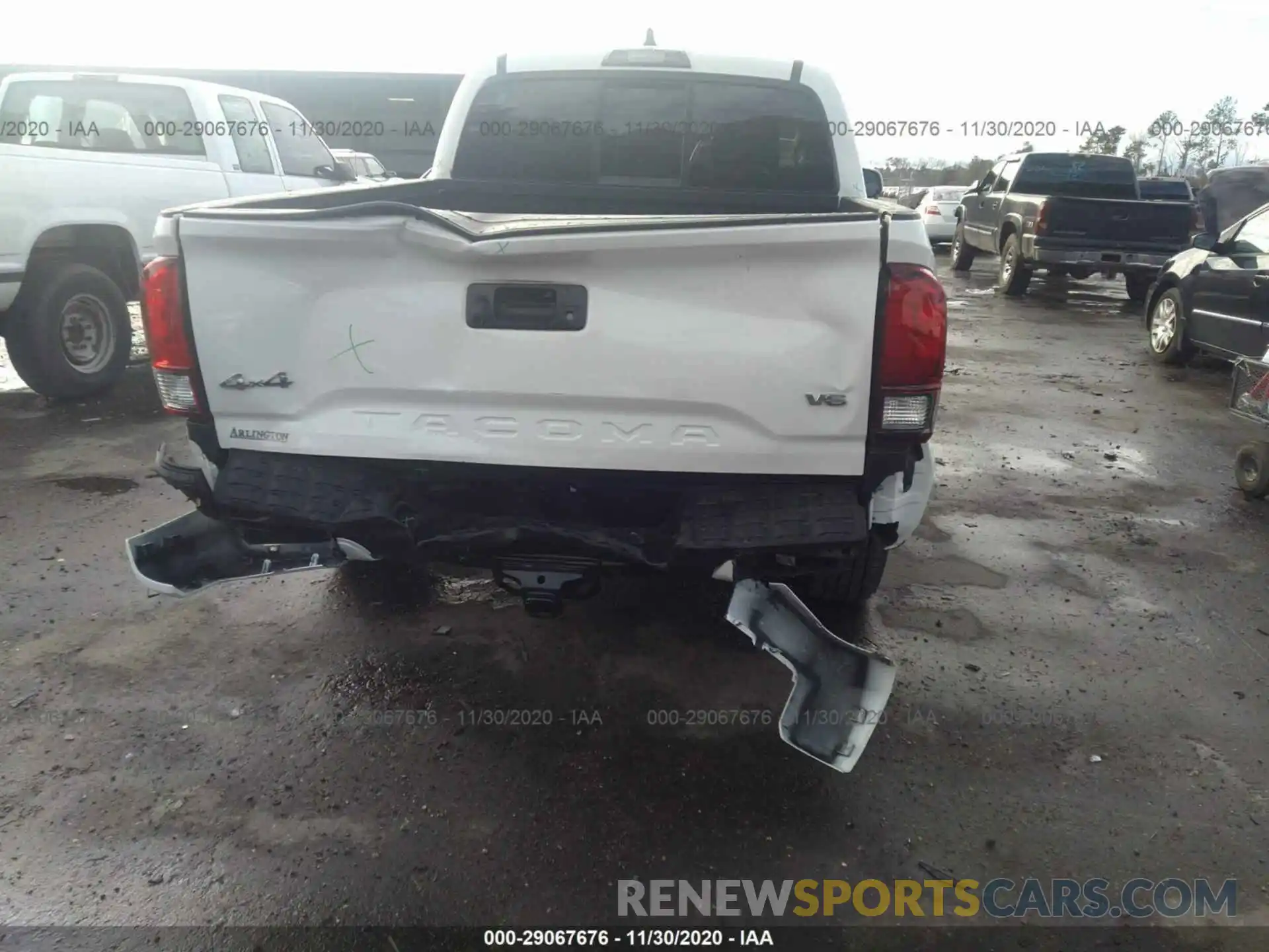 6 Photograph of a damaged car 3TYCZ5AN8LT003163 TOYOTA TACOMA 4WD 2020