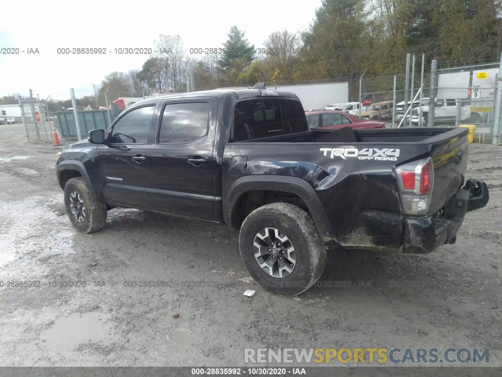 3 Фотография поврежденного автомобиля 3TYCZ5ANXLT006890 TOYOTA TACOMA 4WD 2020