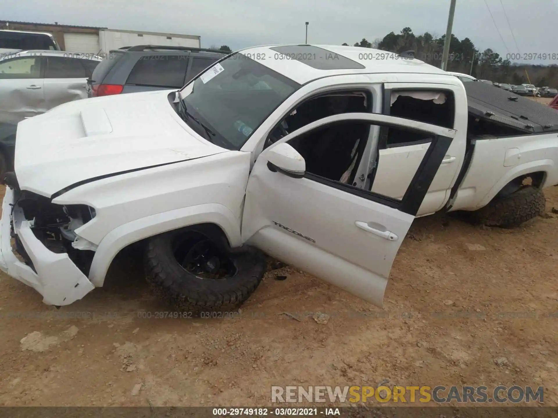 6 Photograph of a damaged car 3TYDZ5BN1LT000205 TOYOTA TACOMA 4WD 2020