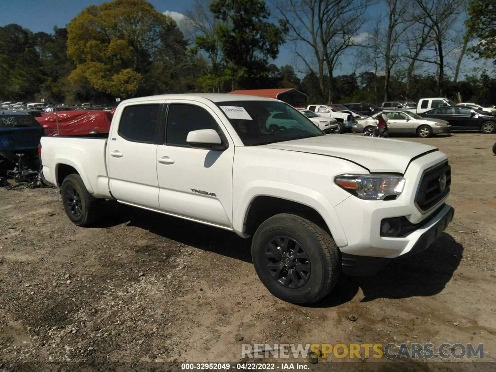 1 Photograph of a damaged car 3TYDZ5BN7LT000192 TOYOTA TACOMA 4WD 2020