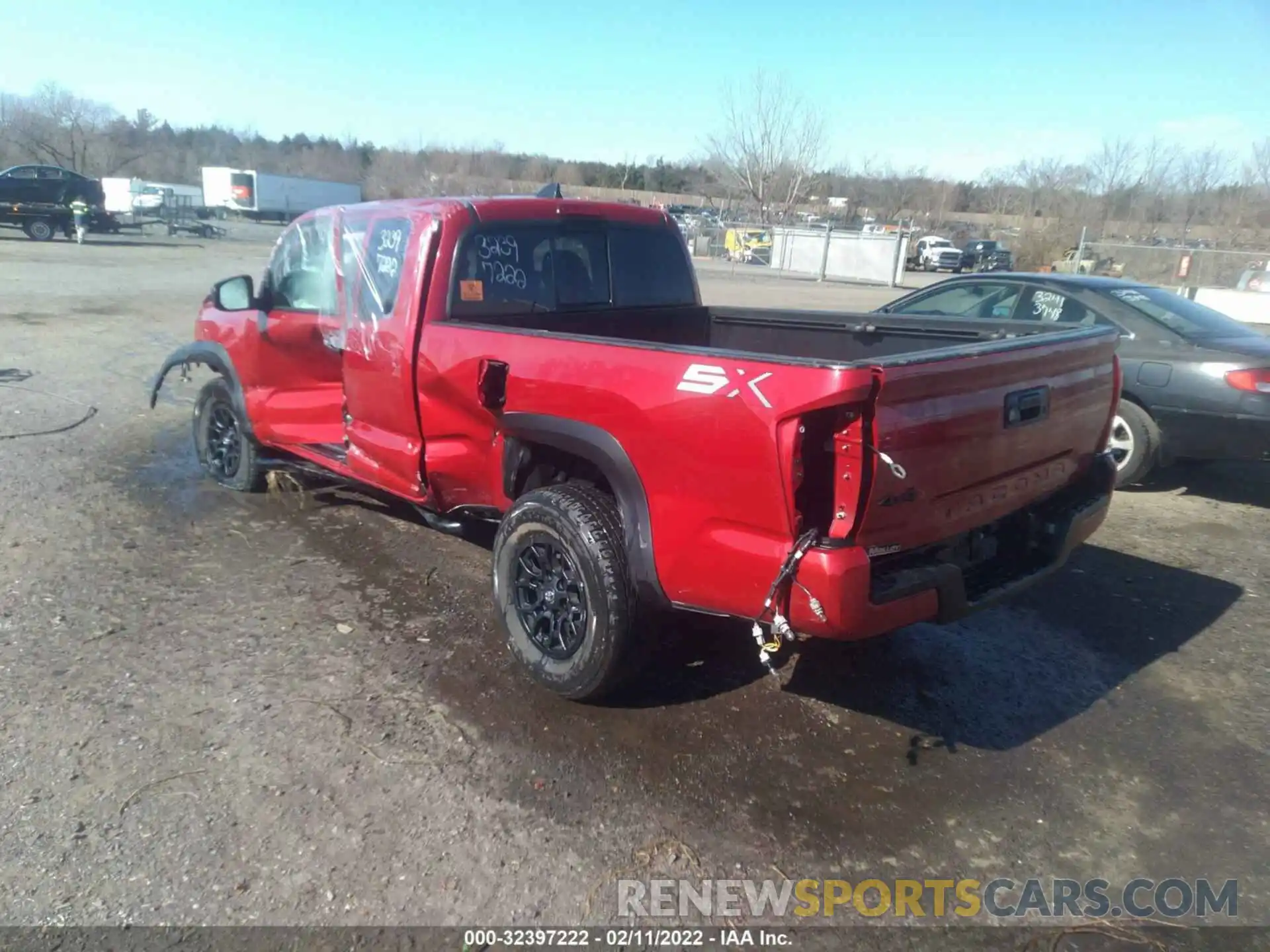 3 Photograph of a damaged car 3TYSX5EN4LT002751 TOYOTA TACOMA 4WD 2020