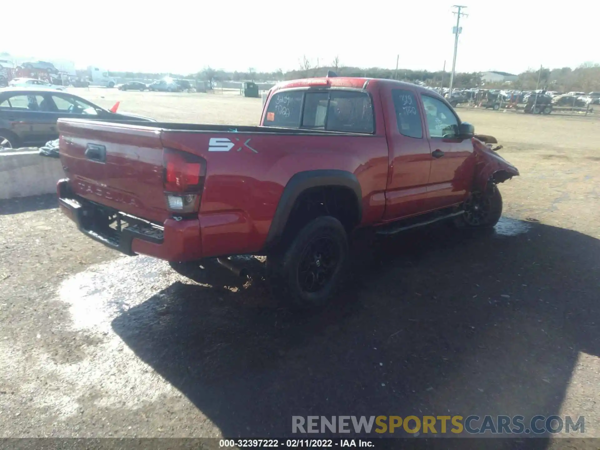 4 Photograph of a damaged car 3TYSX5EN4LT002751 TOYOTA TACOMA 4WD 2020