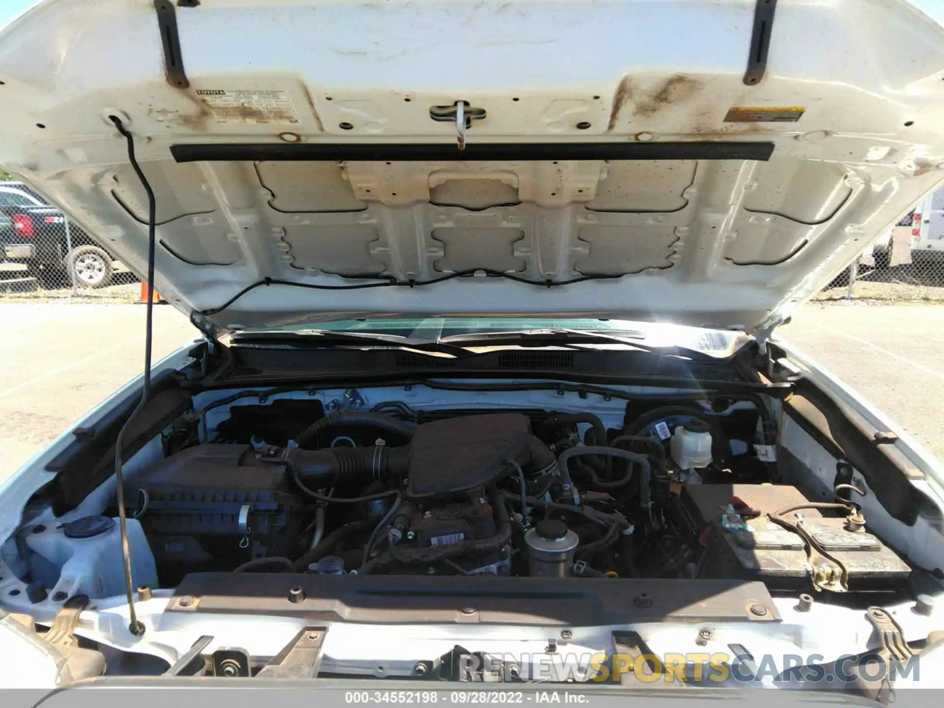 10 Photograph of a damaged car 3TYSX5EN7LT002646 TOYOTA TACOMA 4WD 2020