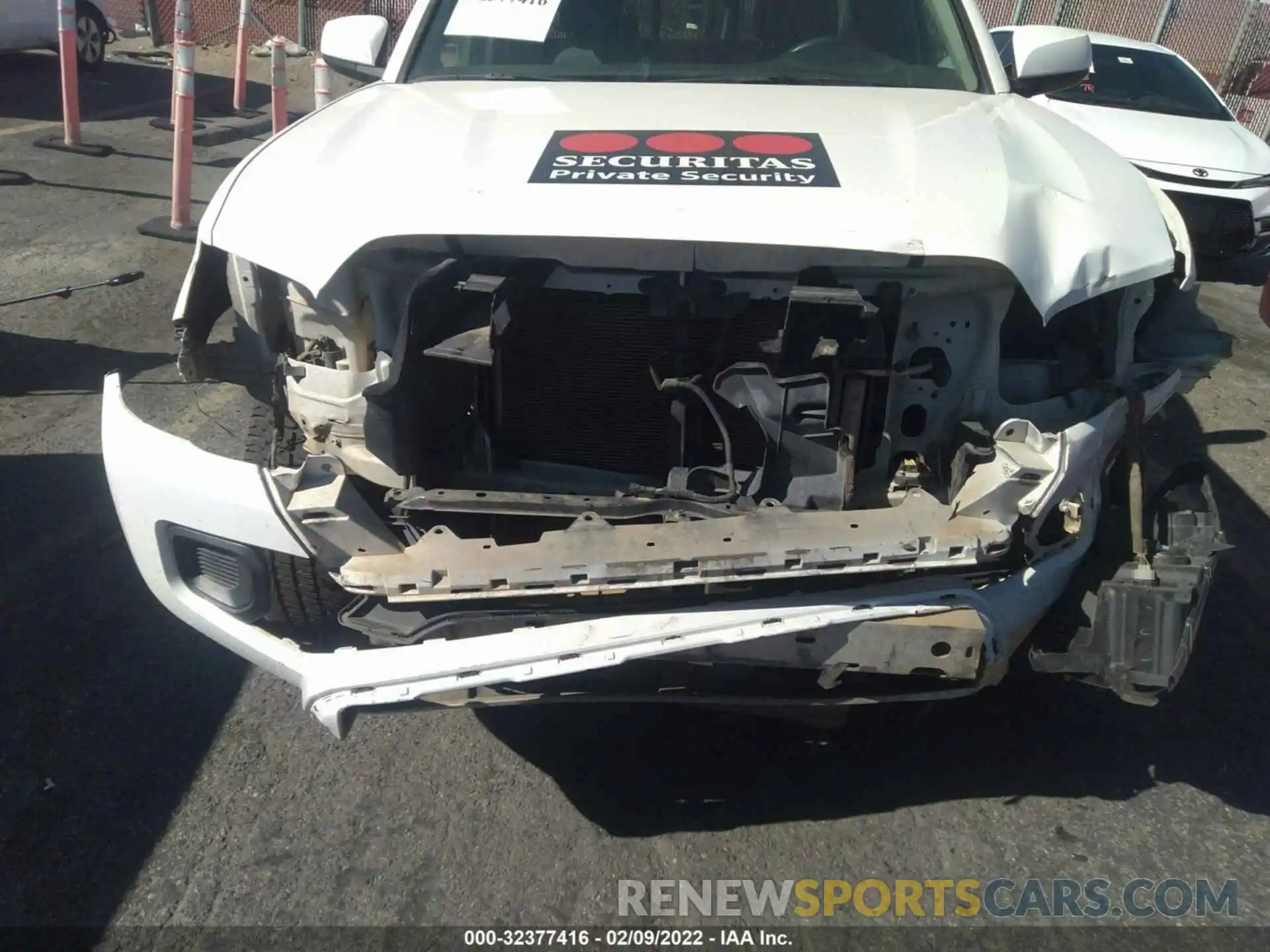 6 Photograph of a damaged car 3TYSX5ENXLT000003 TOYOTA TACOMA 4WD 2020