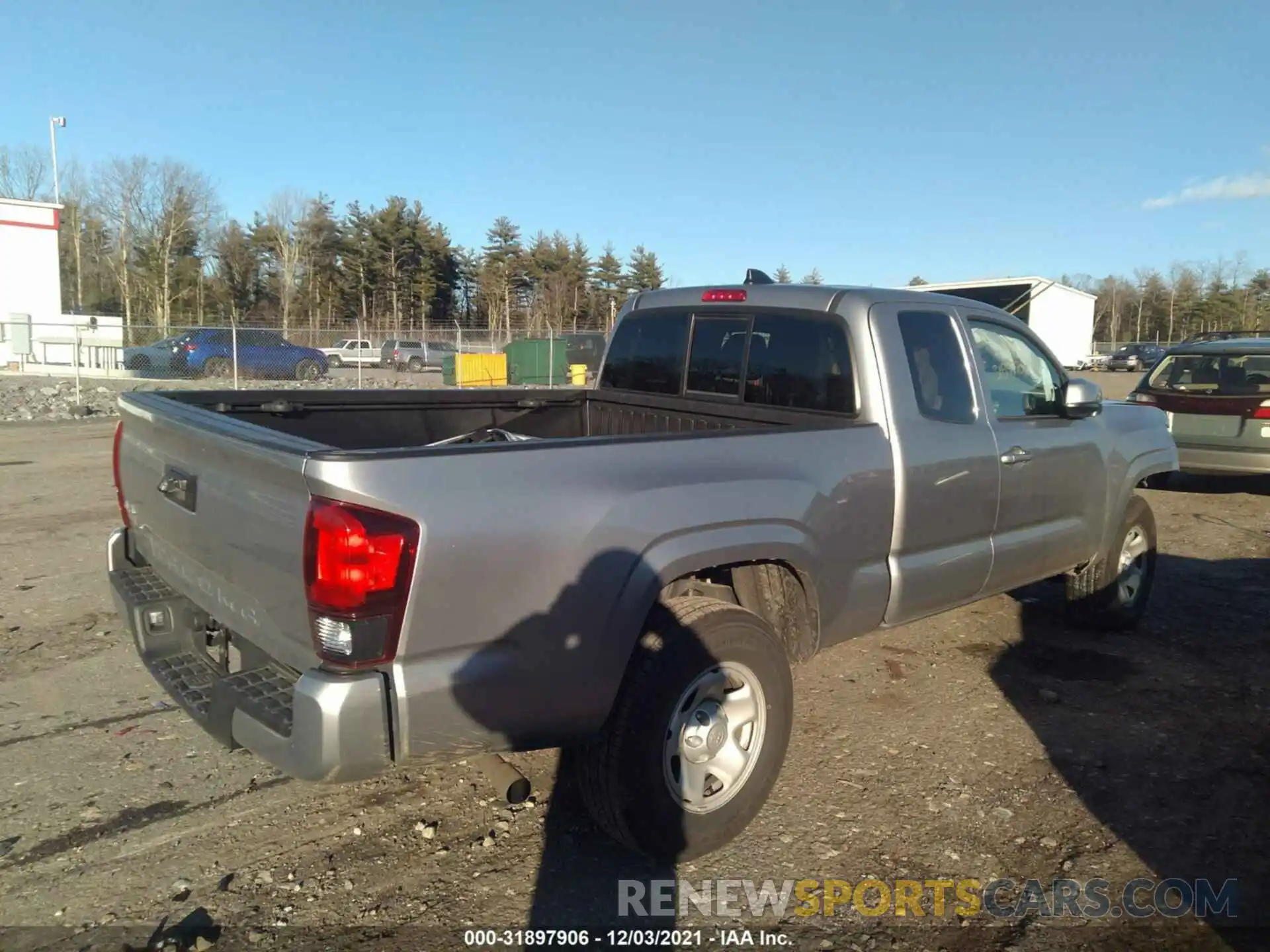 4 Photograph of a damaged car 3TYSX5ENXLT000650 TOYOTA TACOMA 4WD 2020