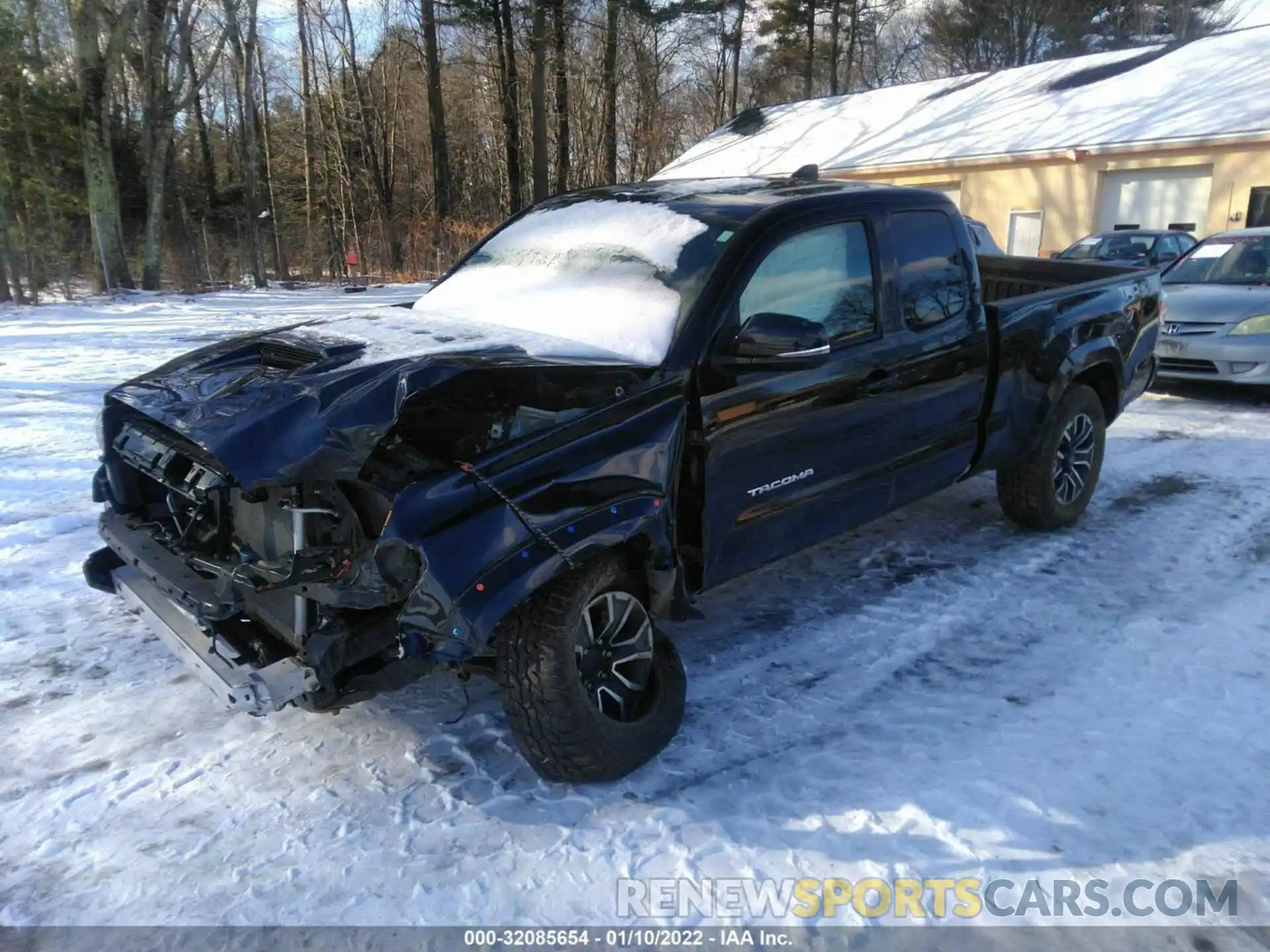 2 Photograph of a damaged car 3TYSZ5AN1LT000598 TOYOTA TACOMA 4WD 2020