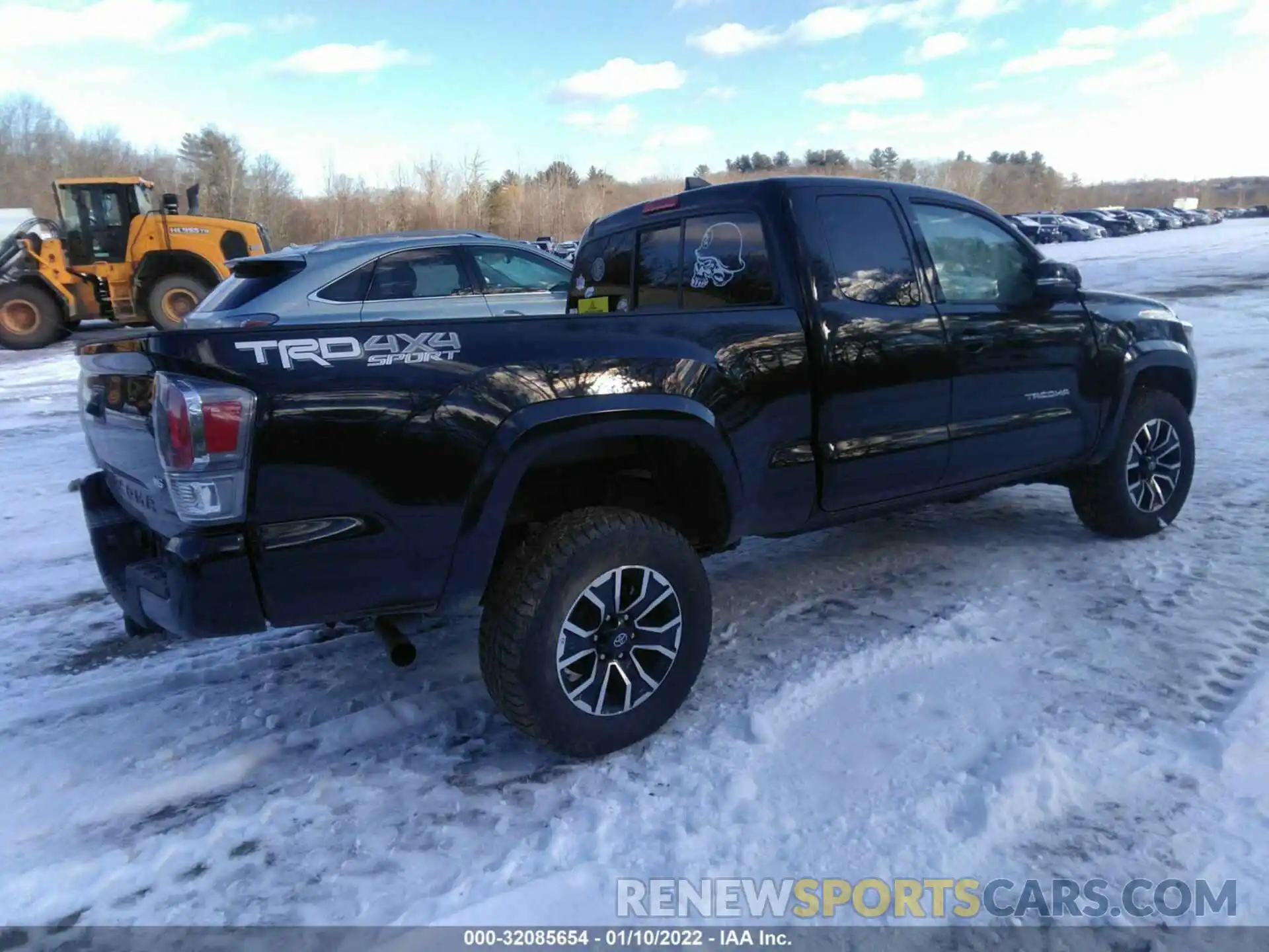 4 Фотография поврежденного автомобиля 3TYSZ5AN1LT000598 TOYOTA TACOMA 4WD 2020