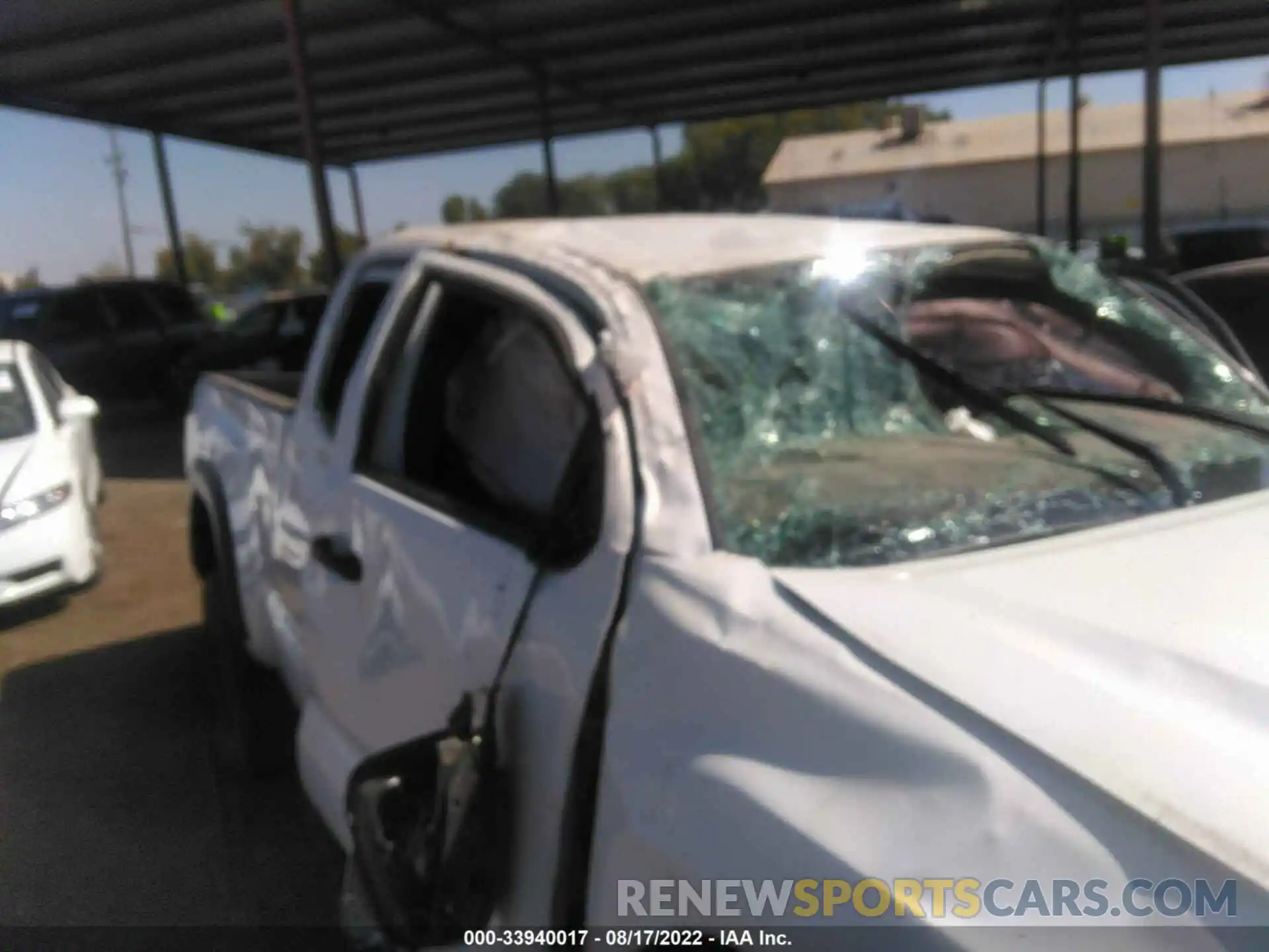 6 Photograph of a damaged car 3TYSZ5AN3LT000232 TOYOTA TACOMA 4WD 2020