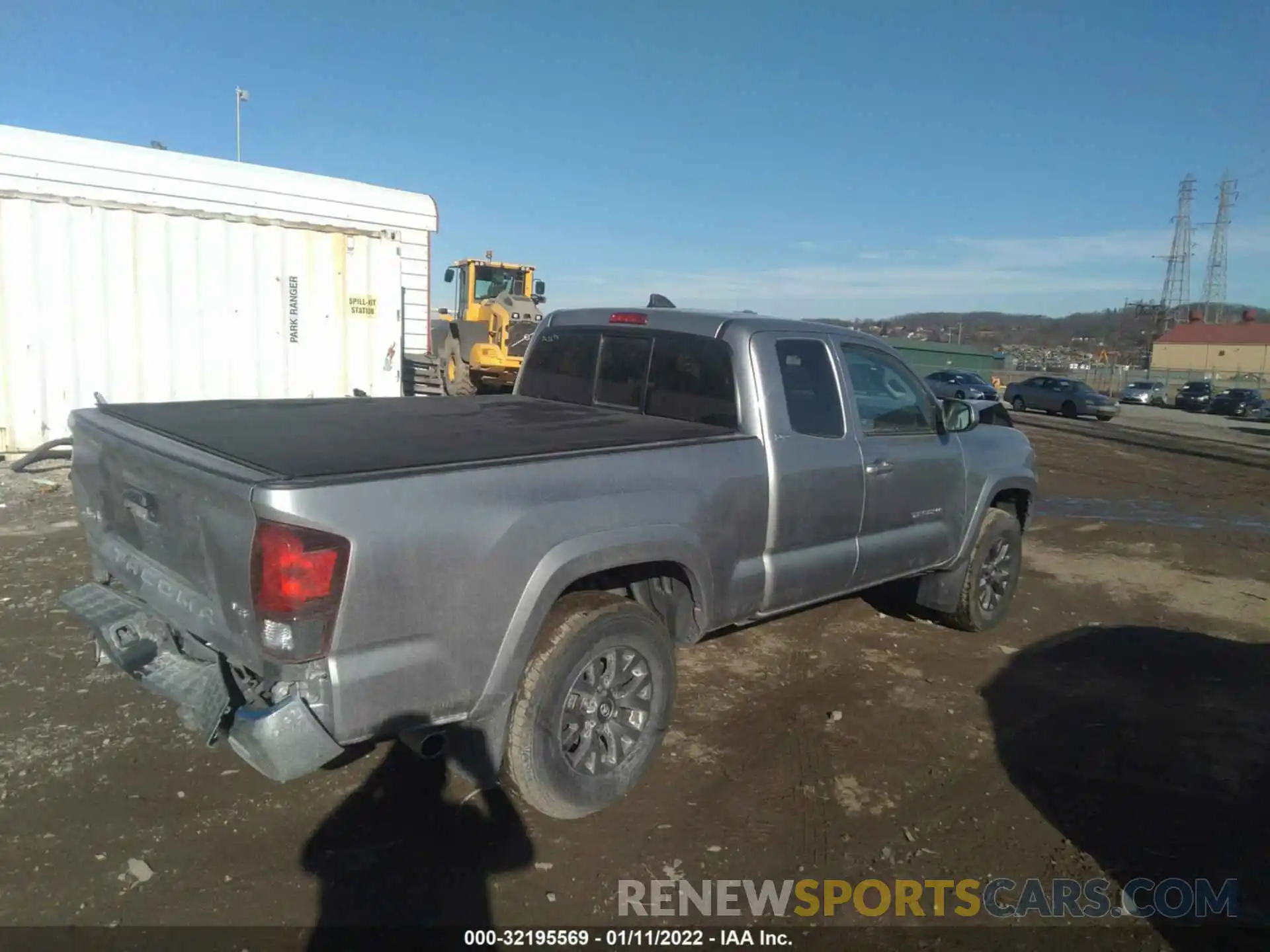 4 Фотография поврежденного автомобиля 3TYSZ5AN3LT001042 TOYOTA TACOMA 4WD 2020