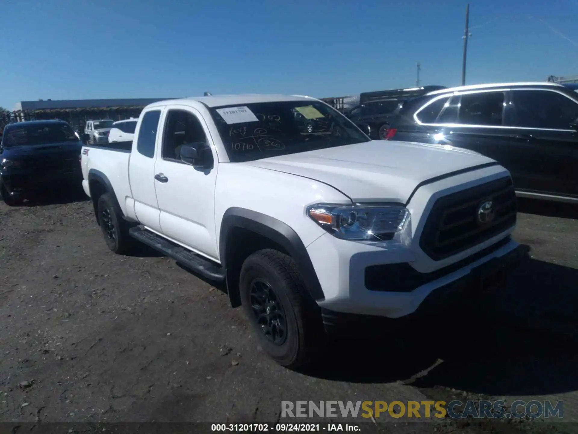 1 Photograph of a damaged car 3TYSZ5AN3LT006760 TOYOTA TACOMA 4WD 2020