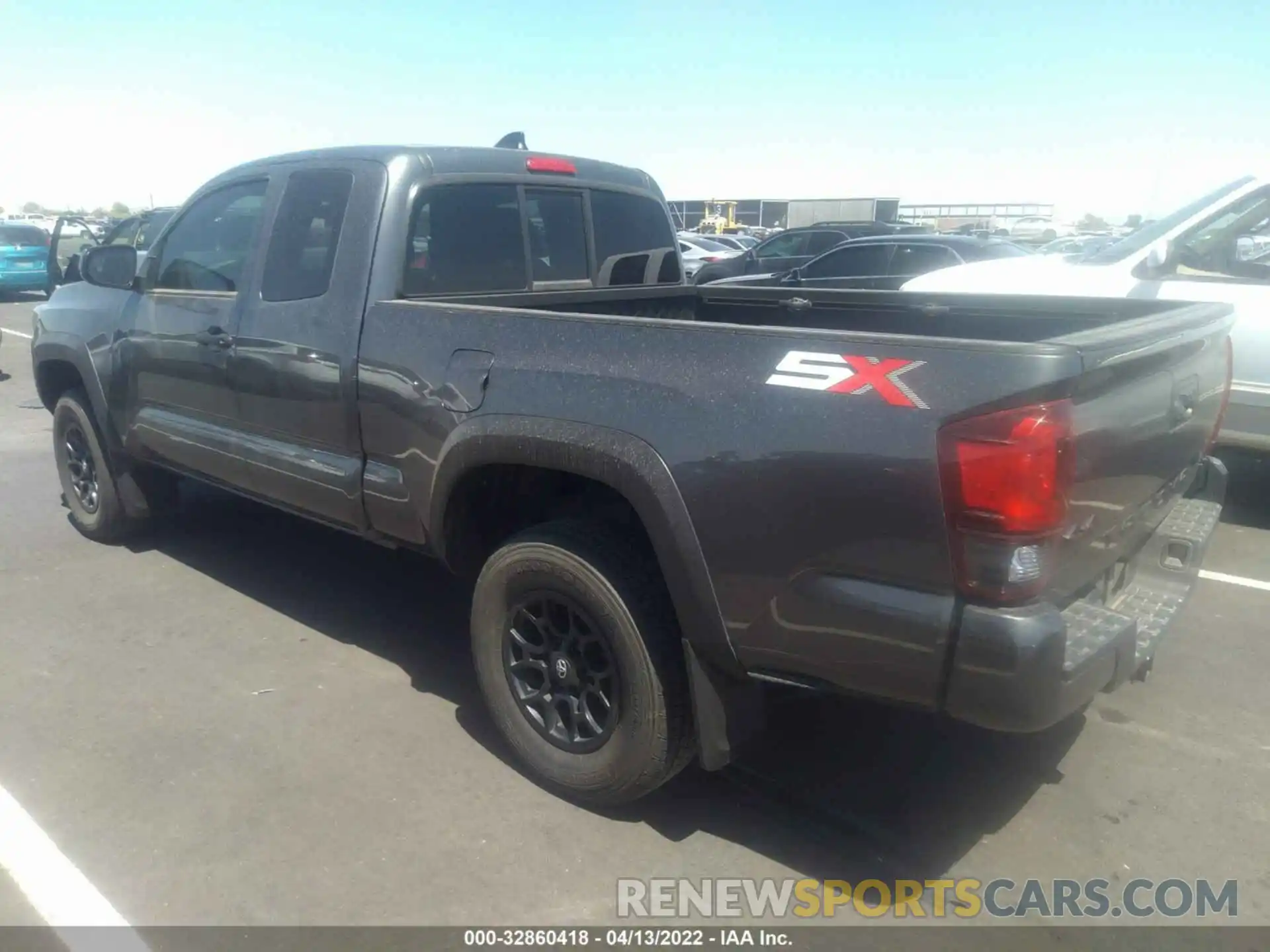 3 Photograph of a damaged car 3TYSZ5AN4LT001549 TOYOTA TACOMA 4WD 2020