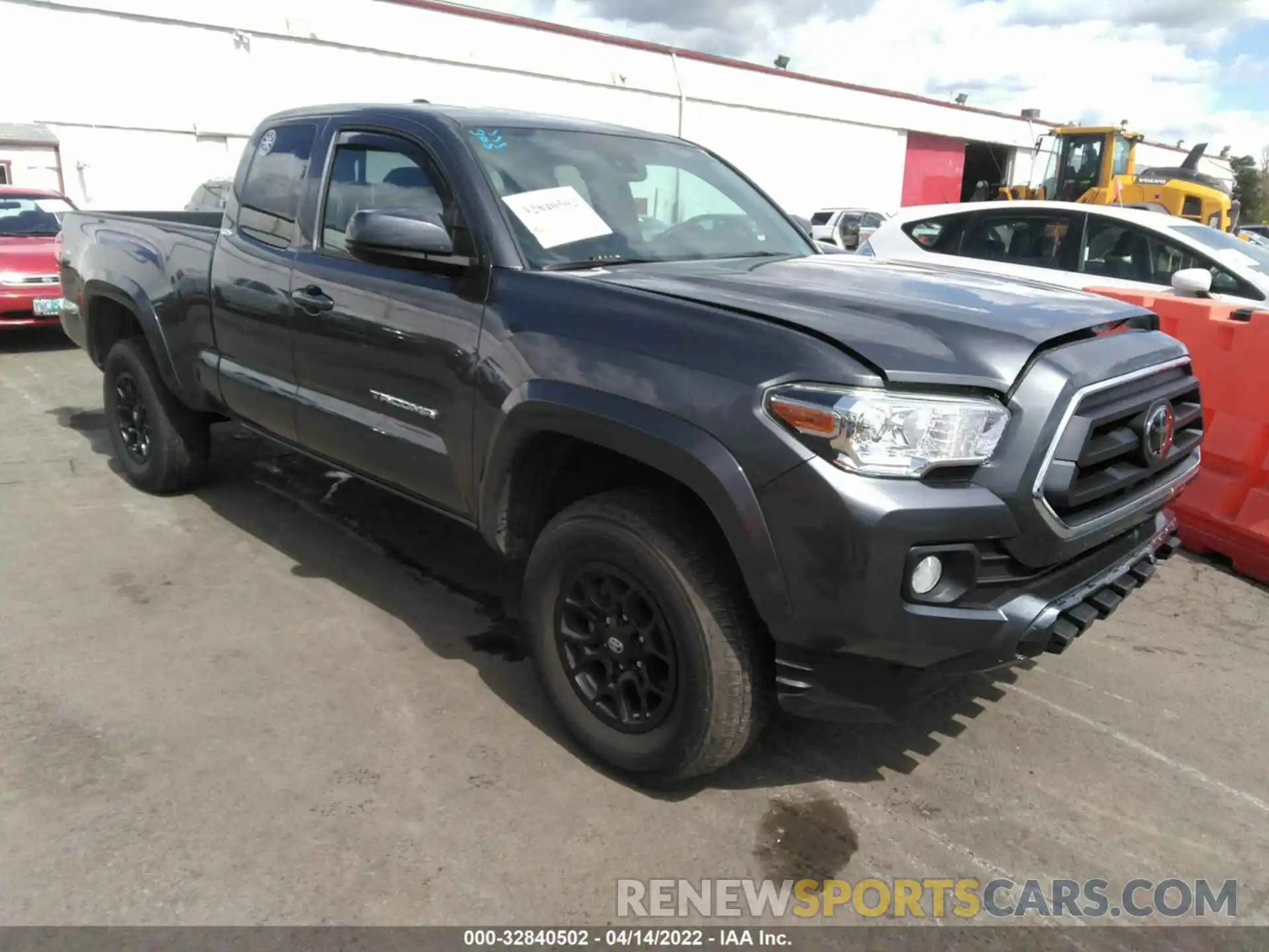 1 Photograph of a damaged car 3TYSZ5AN4LT007237 TOYOTA TACOMA 4WD 2020