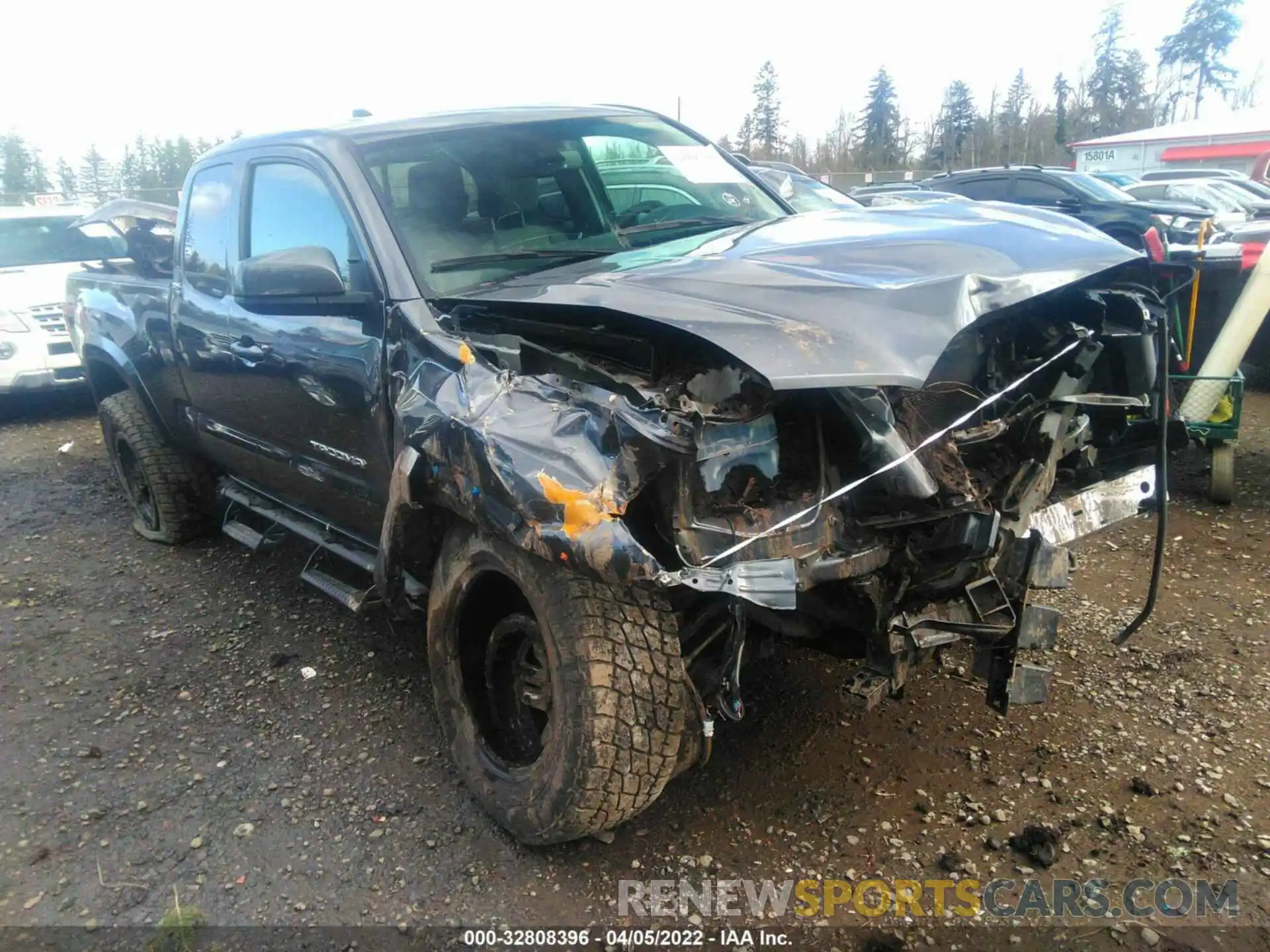 1 Photograph of a damaged car 3TYSZ5AN5LT006291 TOYOTA TACOMA 4WD 2020