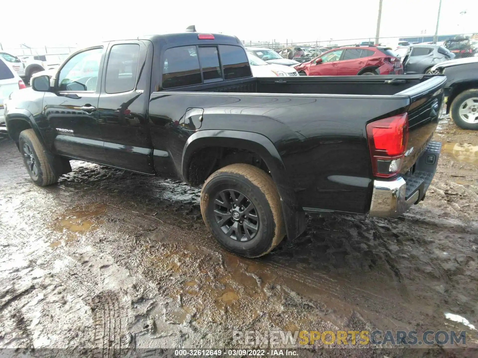 3 Photograph of a damaged car 3TYSZ5AN6LT002251 TOYOTA TACOMA 4WD 2020