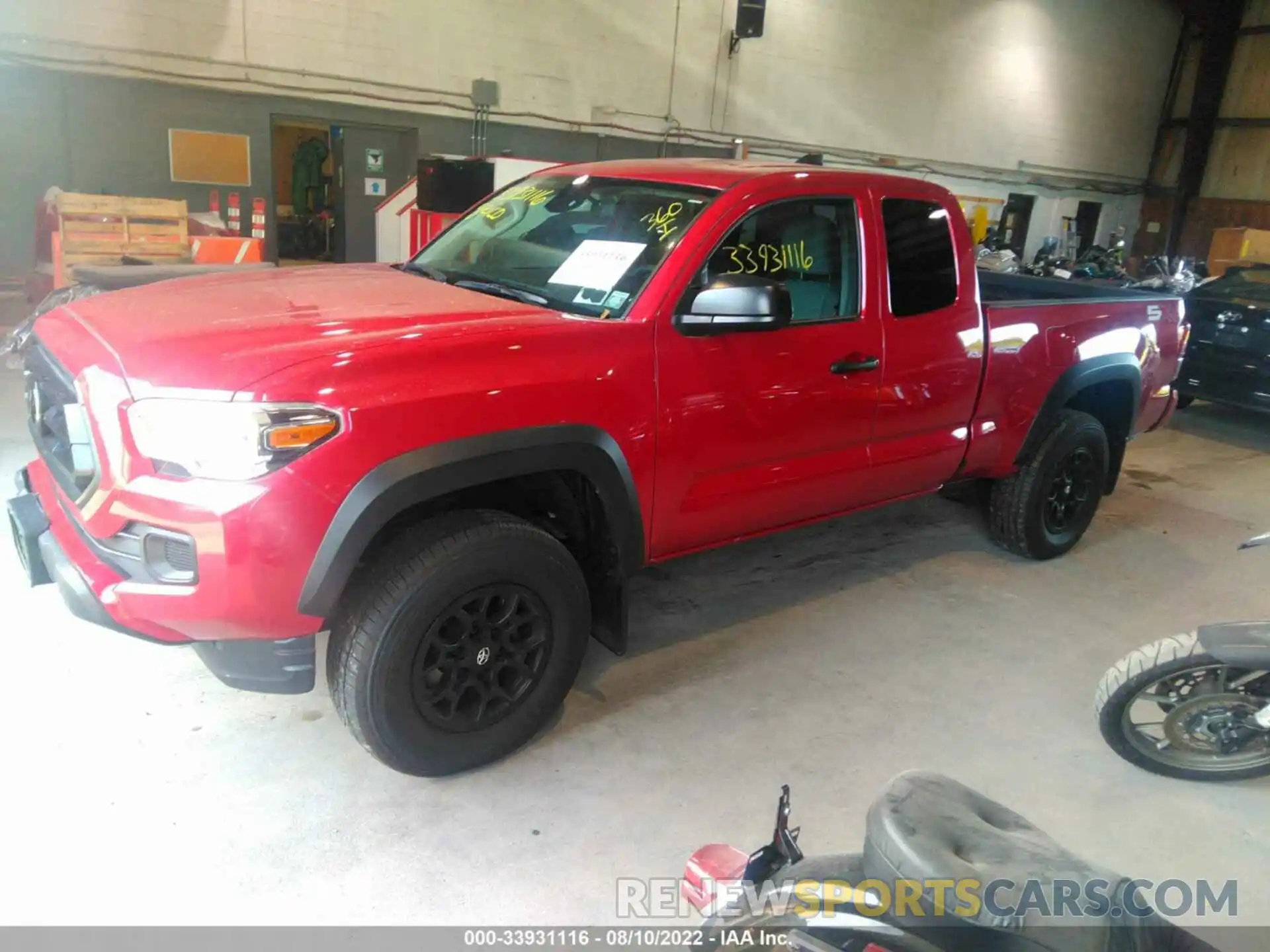 2 Photograph of a damaged car 3TYSZ5AN6LT006915 TOYOTA TACOMA 4WD 2020