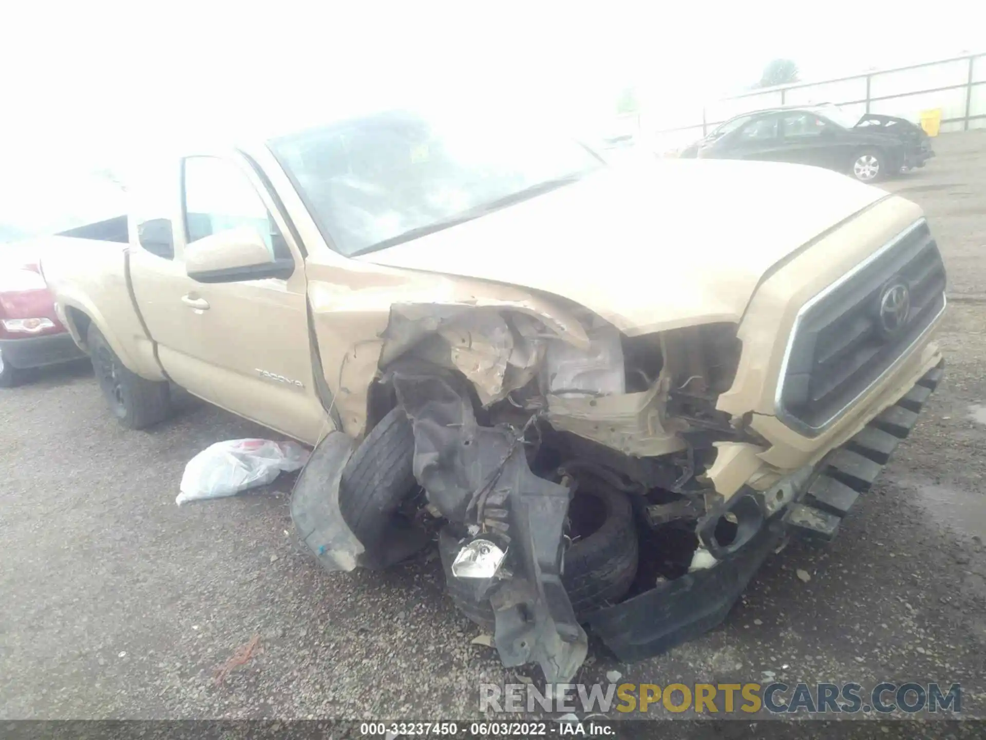 1 Photograph of a damaged car 3TYSZ5AN7LT001030 TOYOTA TACOMA 4WD 2020