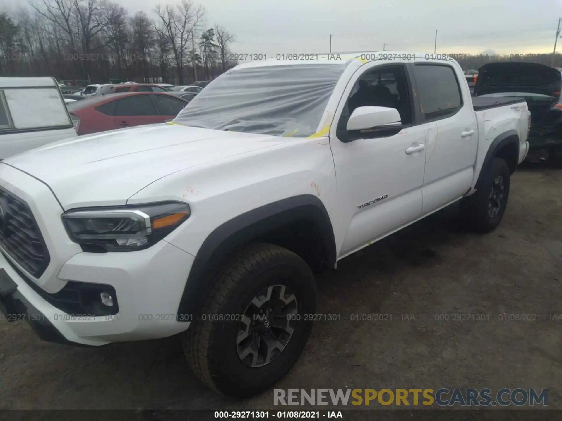 2 Photograph of a damaged car 5TFCZ5AN0LX213133 TOYOTA TACOMA 4WD 2020