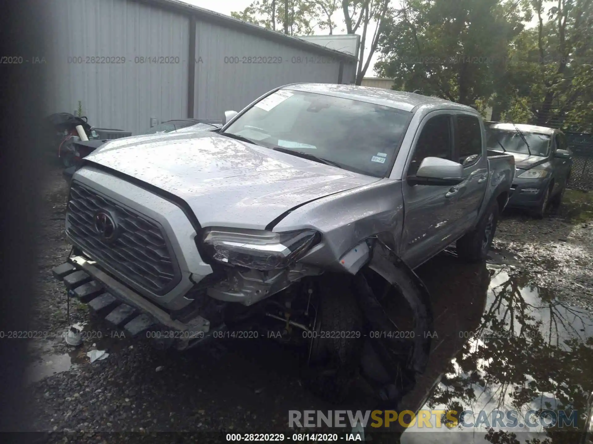 2 Фотография поврежденного автомобиля 5TFCZ5AN0LX230143 TOYOTA TACOMA 4WD 2020