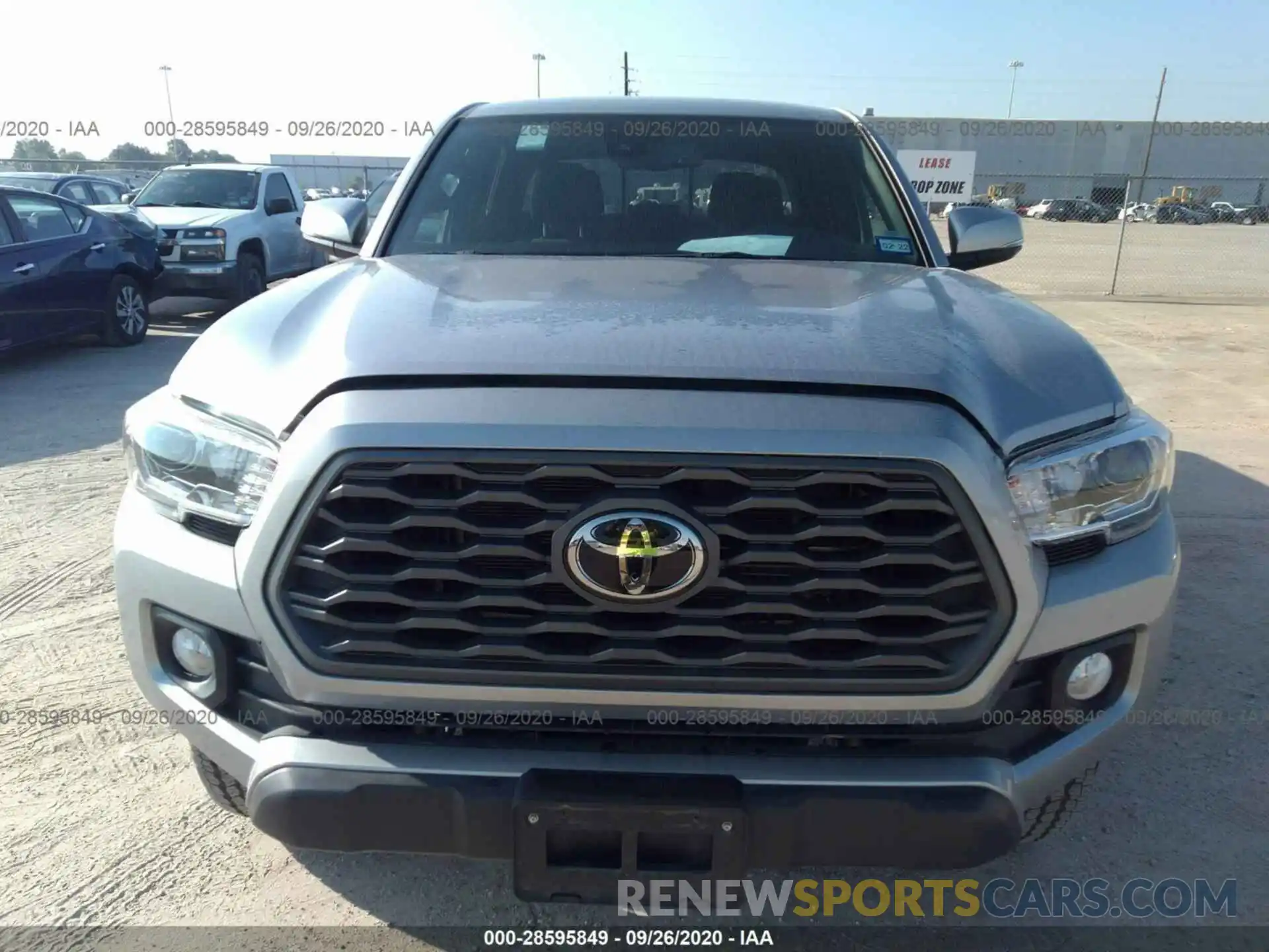 6 Photograph of a damaged car 5TFCZ5AN0LX230756 TOYOTA TACOMA 4WD 2020