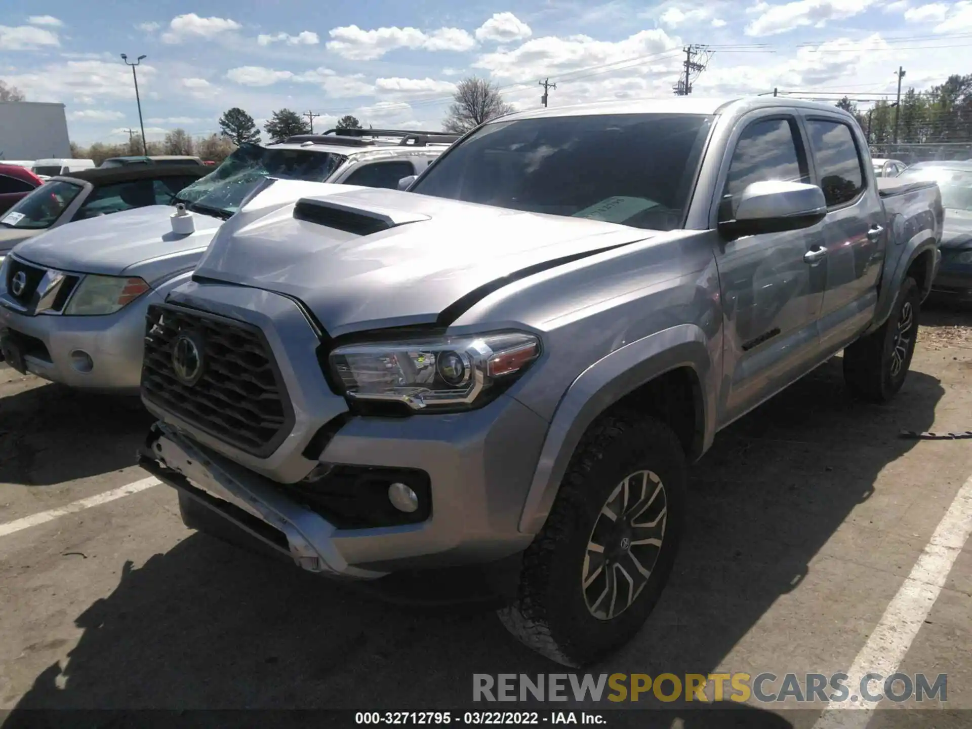 2 Photograph of a damaged car 5TFCZ5AN0LX234273 TOYOTA TACOMA 4WD 2020