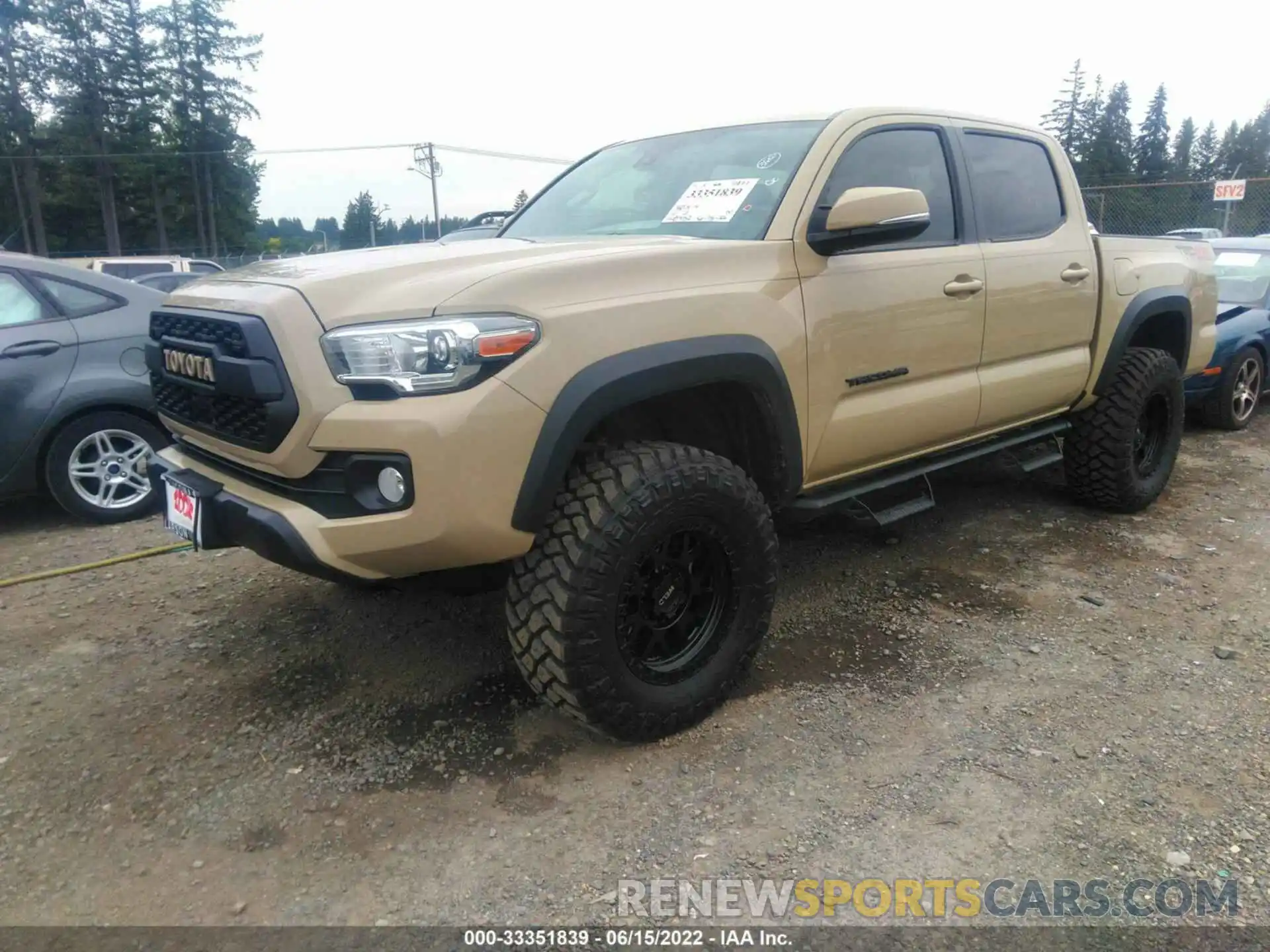 2 Photograph of a damaged car 5TFCZ5AN0LX235732 TOYOTA TACOMA 4WD 2020