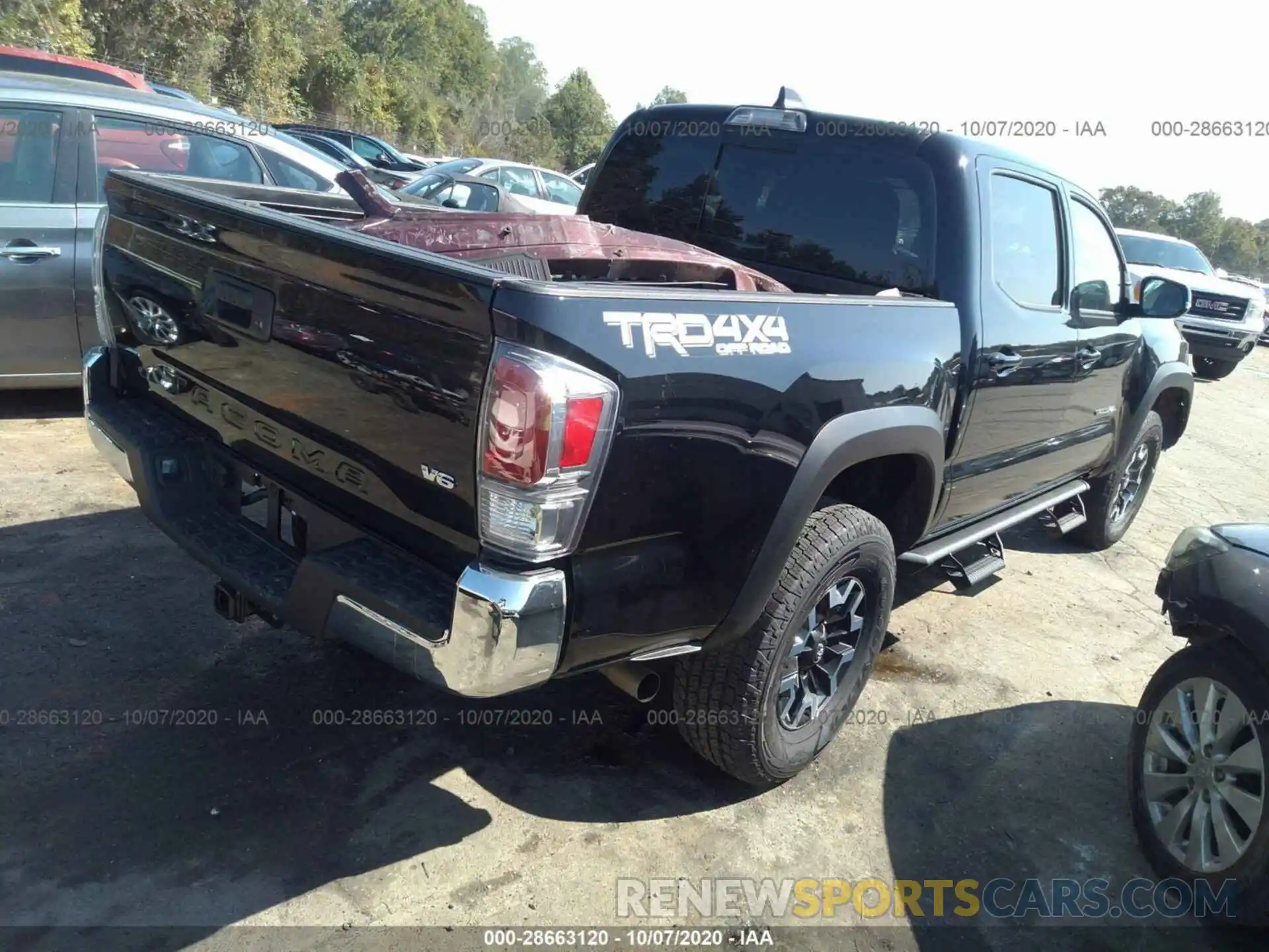 4 Фотография поврежденного автомобиля 5TFCZ5AN0LX236685 TOYOTA TACOMA 4WD 2020