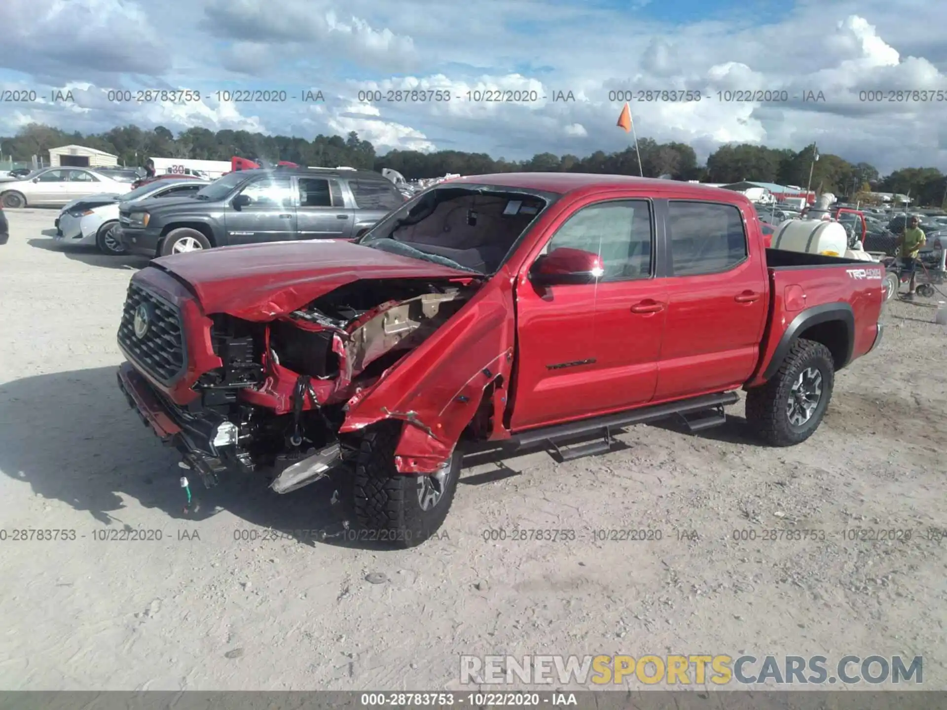 2 Photograph of a damaged car 5TFCZ5AN0LX238453 TOYOTA TACOMA 4WD 2020