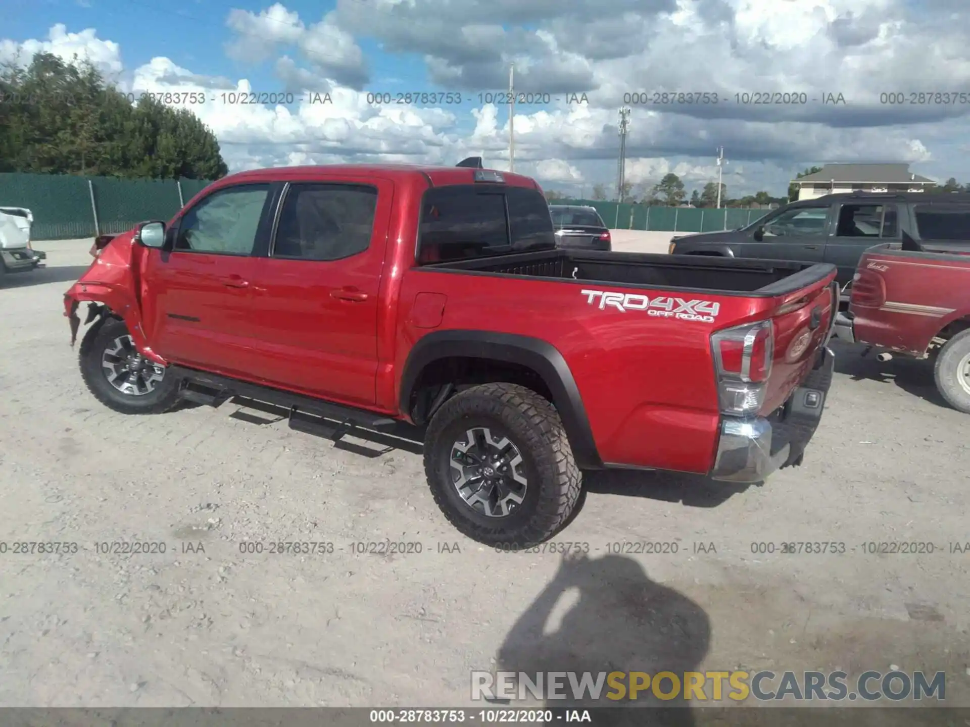 3 Photograph of a damaged car 5TFCZ5AN0LX238453 TOYOTA TACOMA 4WD 2020