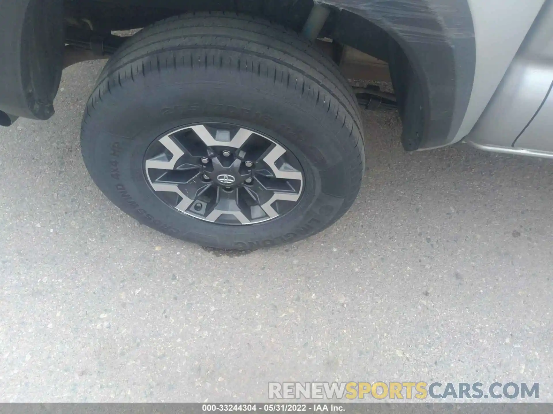 16 Фотография поврежденного автомобиля 5TFCZ5AN1LX213528 TOYOTA TACOMA 4WD 2020