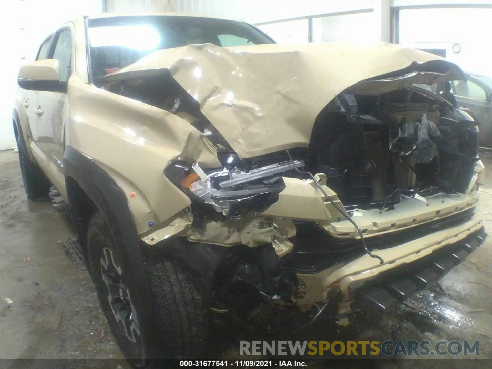 6 Photograph of a damaged car 5TFCZ5AN1LX217045 TOYOTA TACOMA 4WD 2020