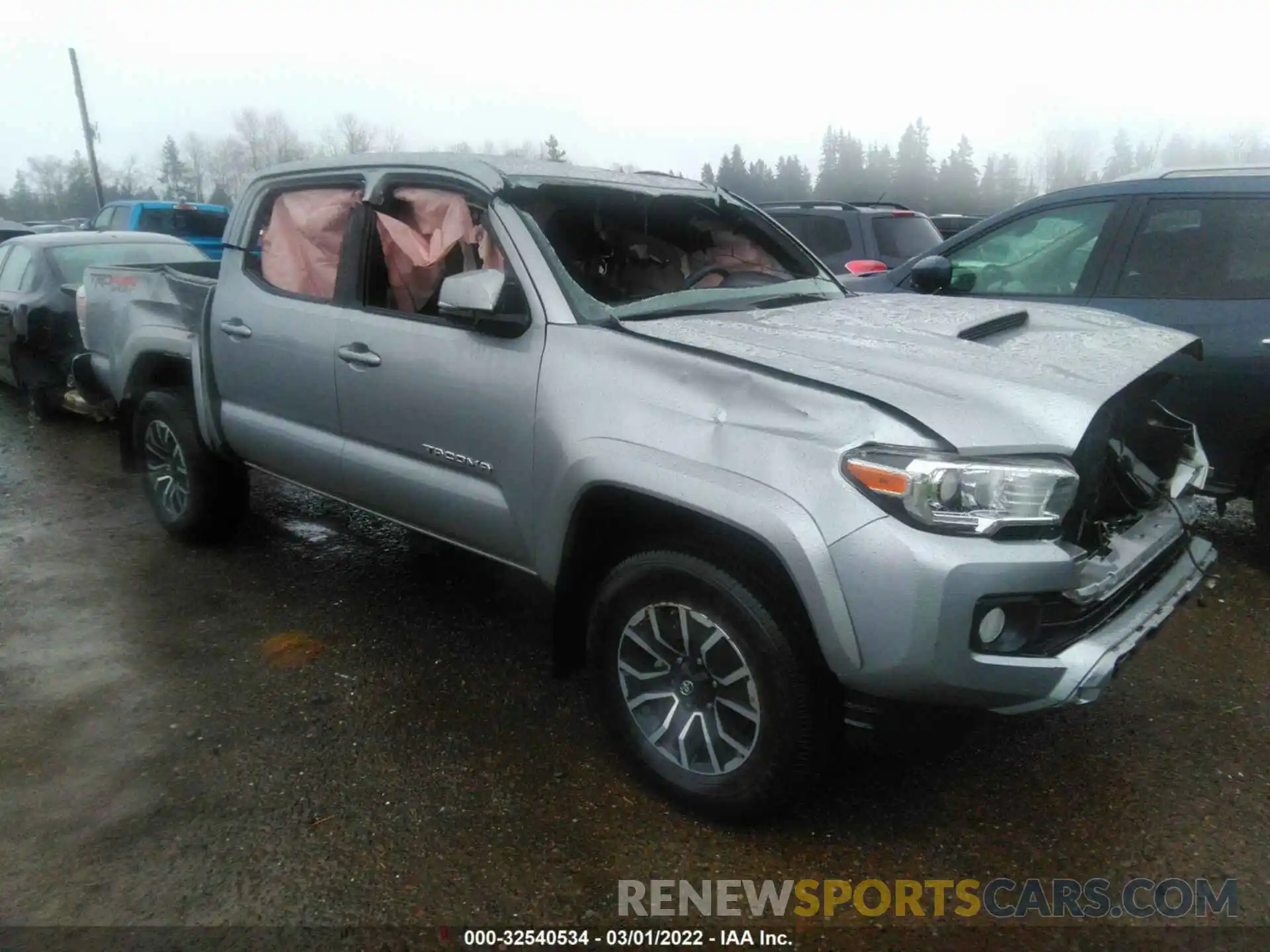 1 Photograph of a damaged car 5TFCZ5AN1LX220821 TOYOTA TACOMA 4WD 2020