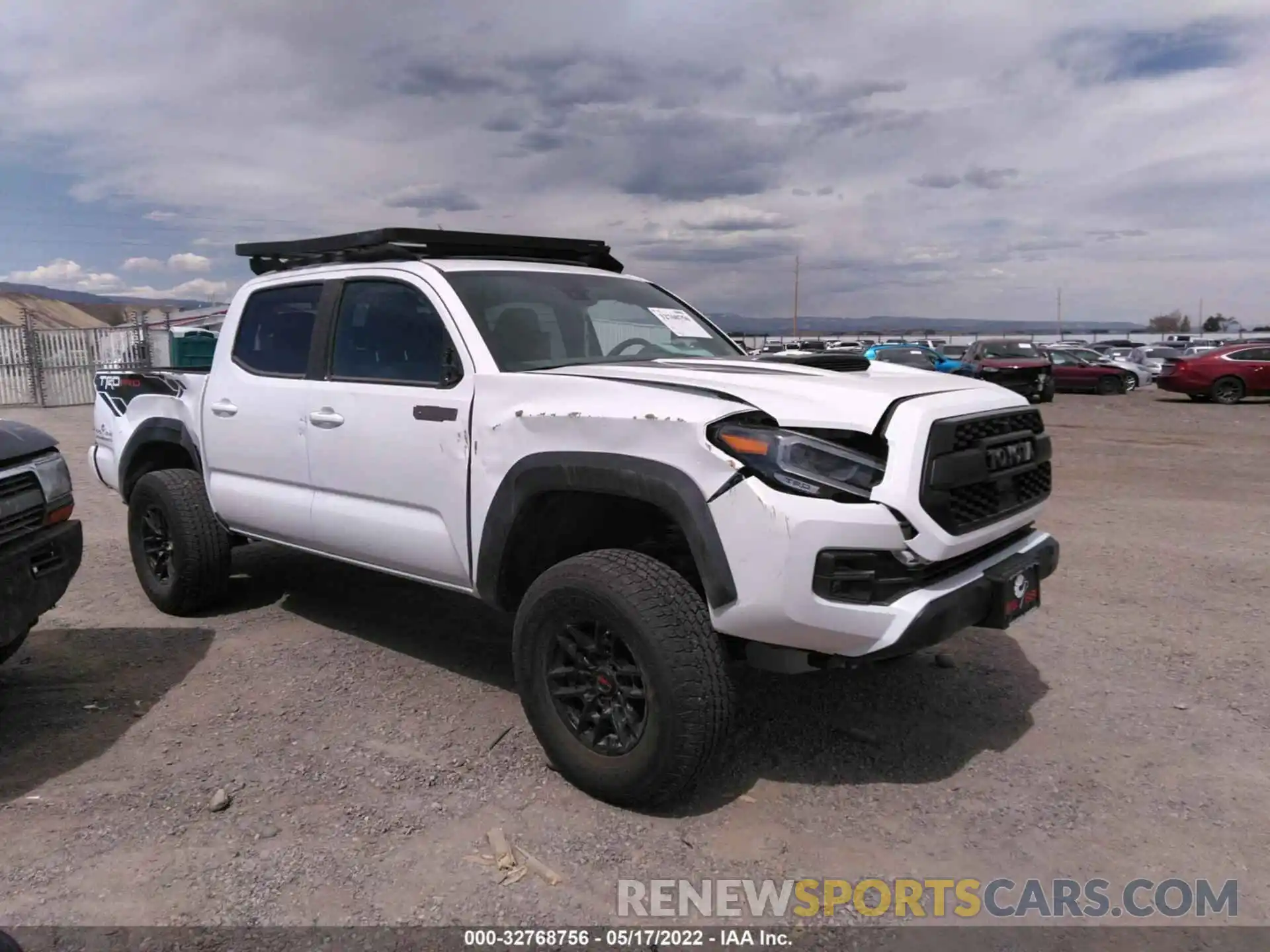 1 Фотография поврежденного автомобиля 5TFCZ5AN1LX221869 TOYOTA TACOMA 4WD 2020