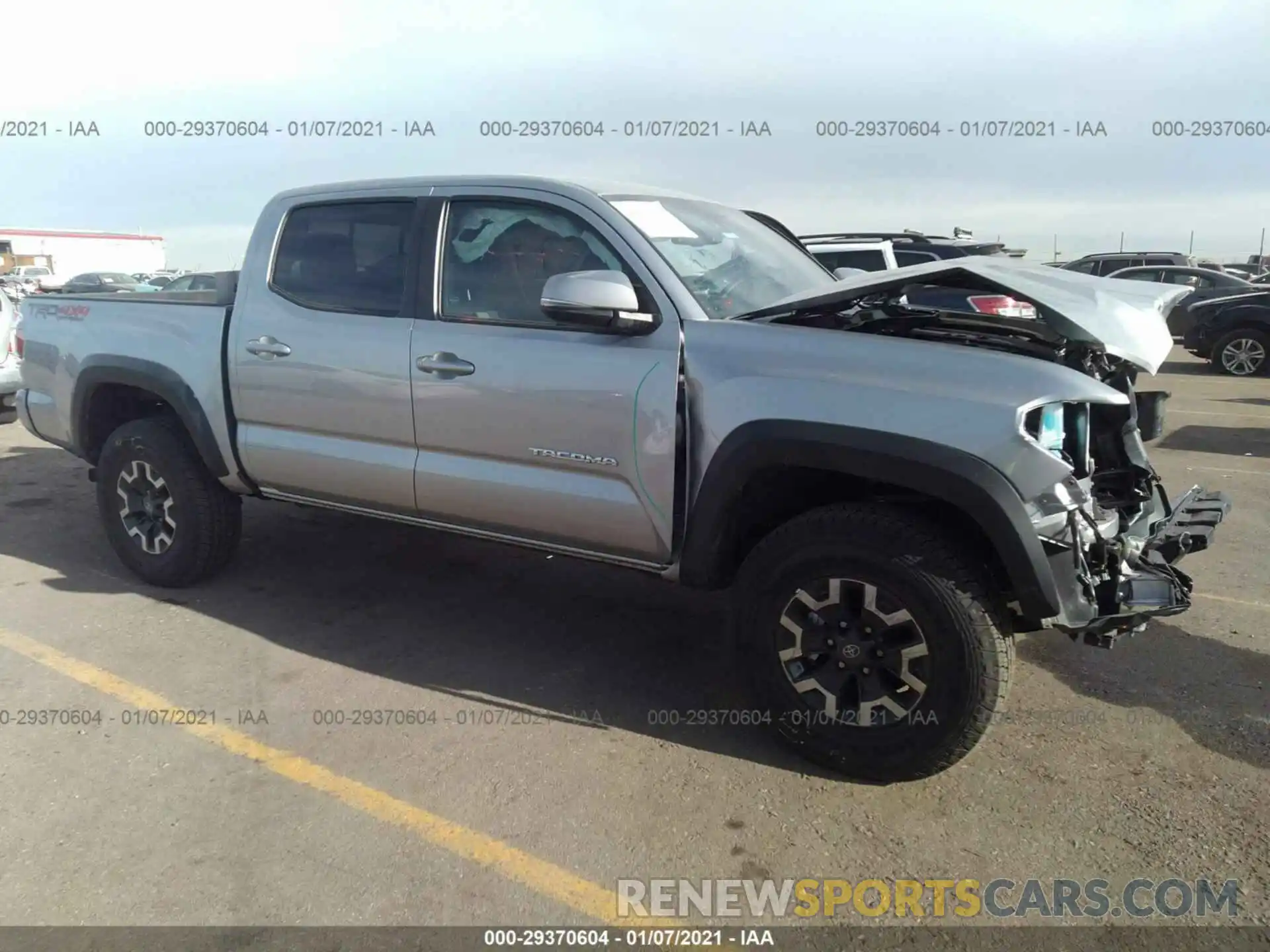 1 Photograph of a damaged car 5TFCZ5AN1LX242592 TOYOTA TACOMA 4WD 2020