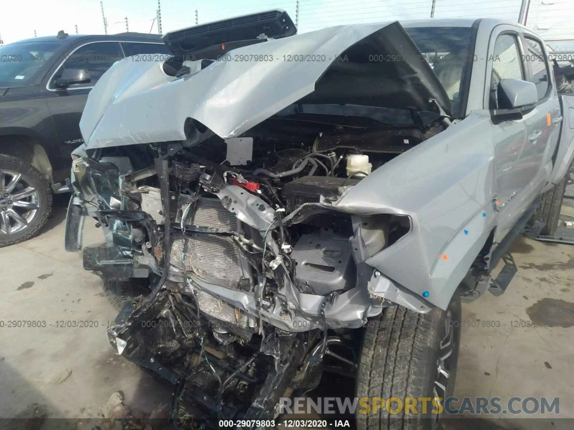 6 Фотография поврежденного автомобиля 5TFCZ5AN1LX244178 TOYOTA TACOMA 4WD 2020