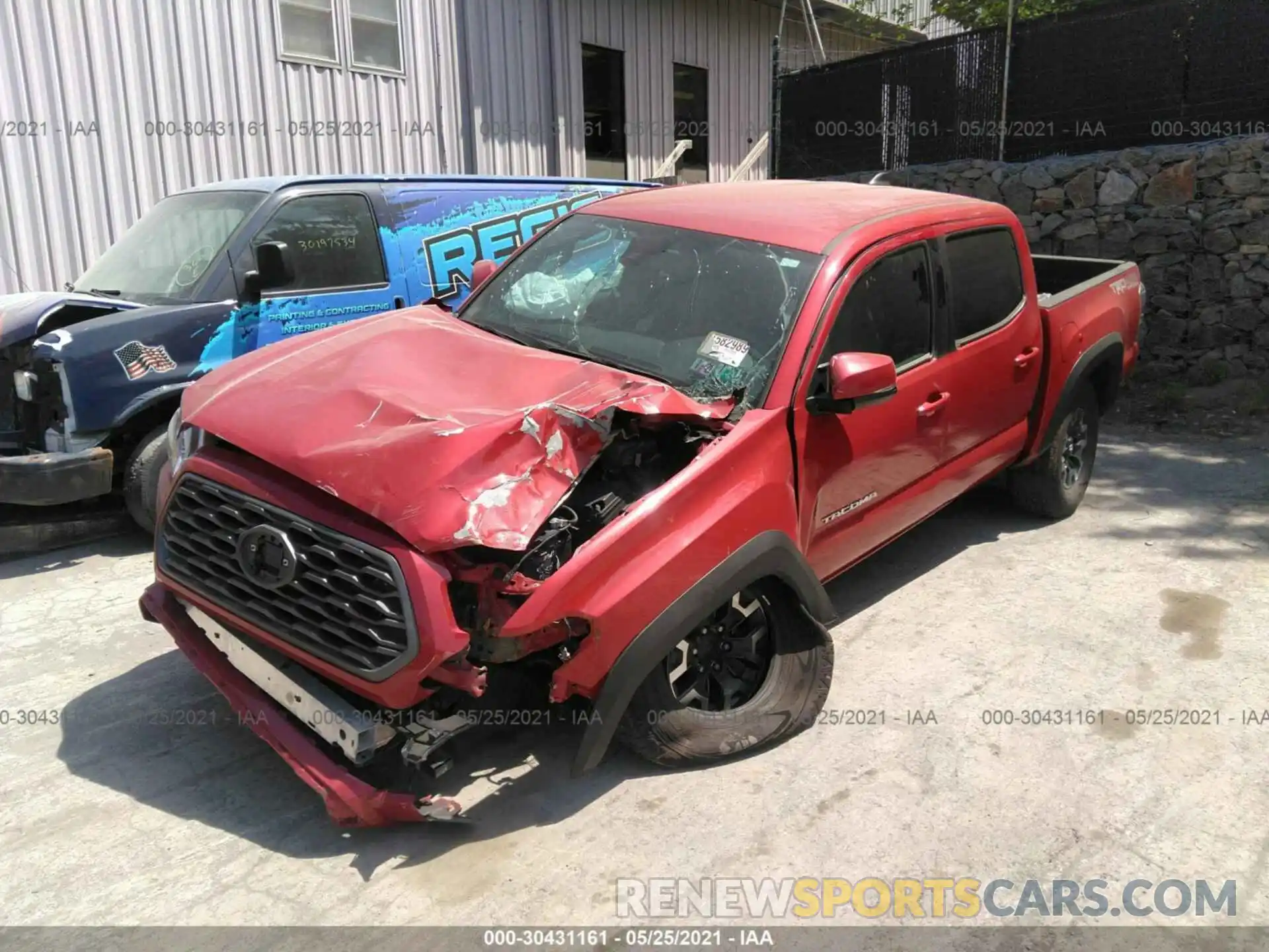 2 Photograph of a damaged car 5TFCZ5AN2LX229947 TOYOTA TACOMA 4WD 2020