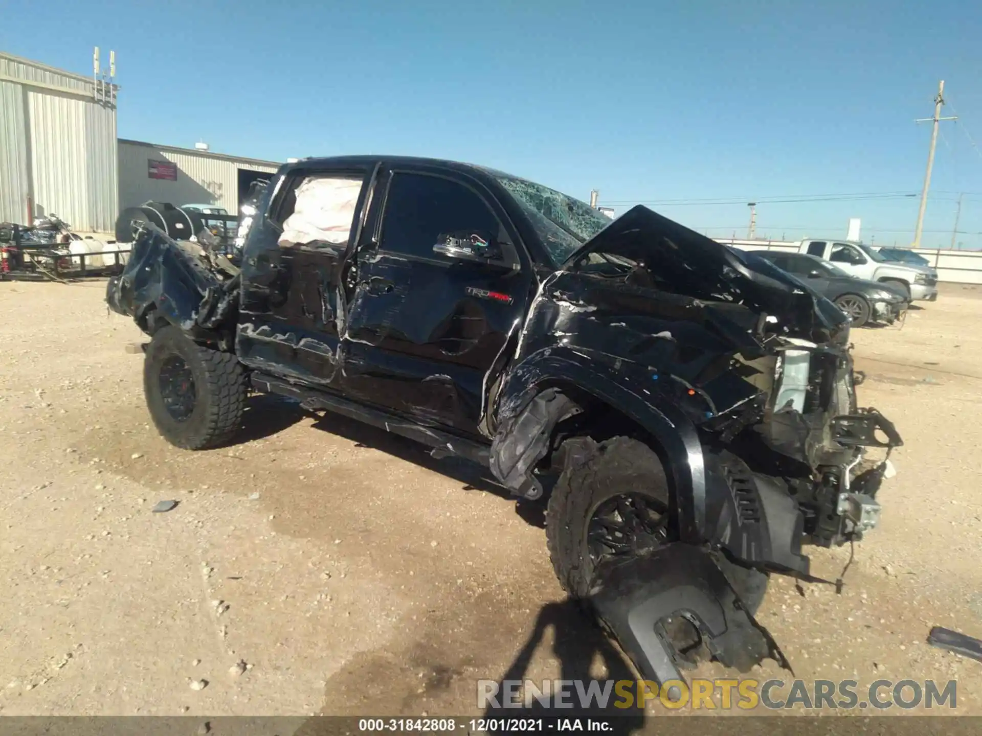 6 Photograph of a damaged car 5TFCZ5AN2LX236283 TOYOTA TACOMA 4WD 2020