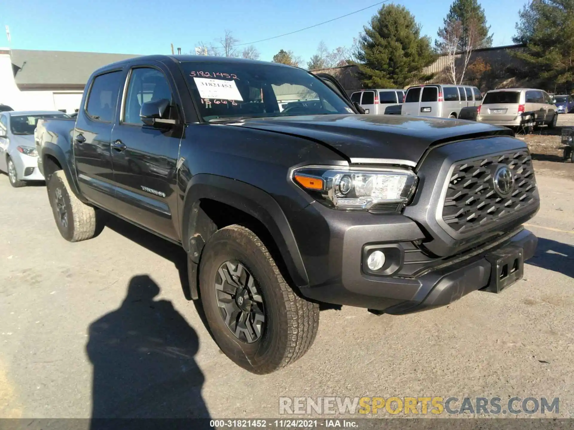 1 Photograph of a damaged car 5TFCZ5AN2LX237286 TOYOTA TACOMA 4WD 2020