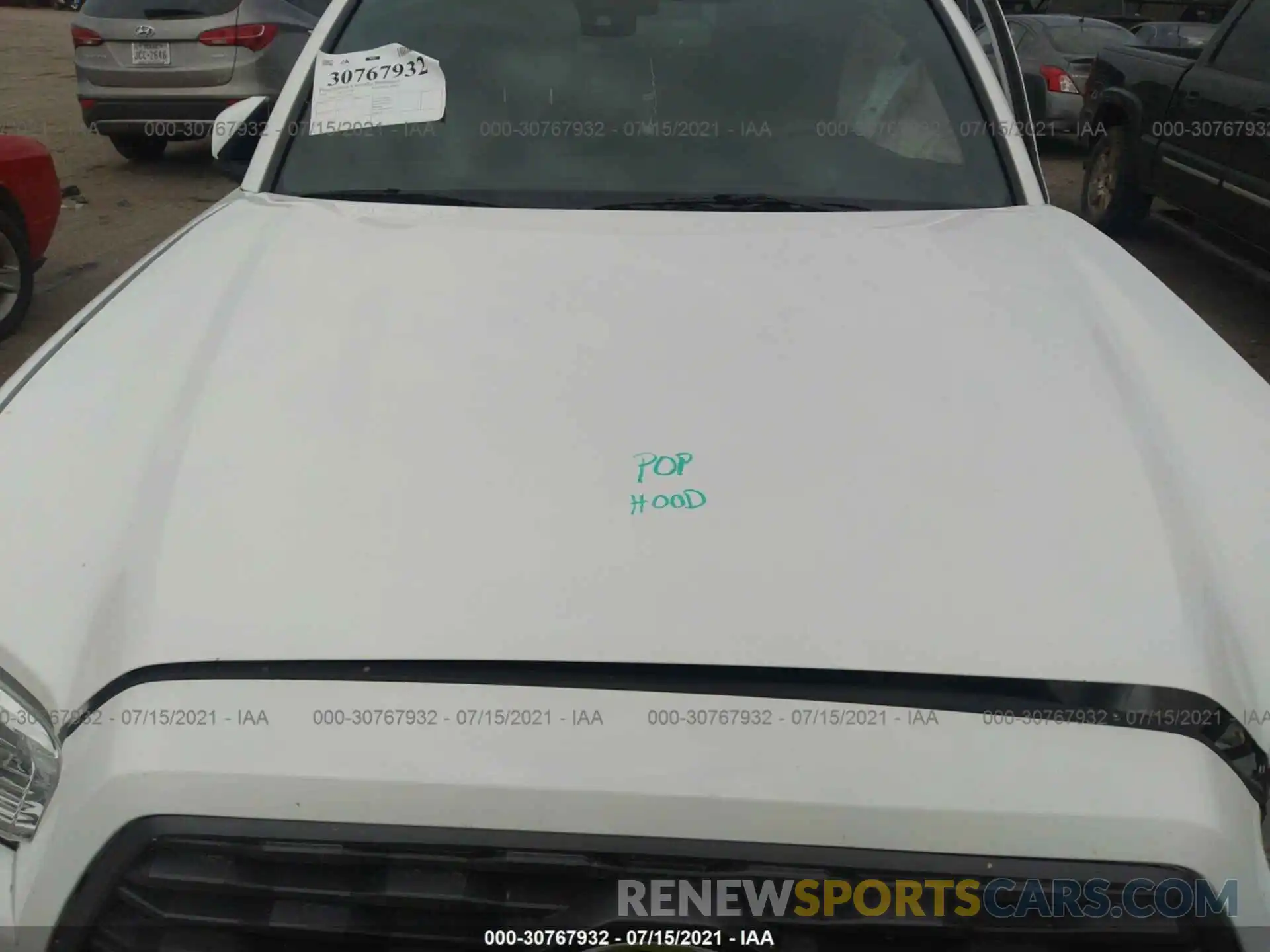 10 Photograph of a damaged car 5TFCZ5AN3LX228967 TOYOTA TACOMA 4WD 2020