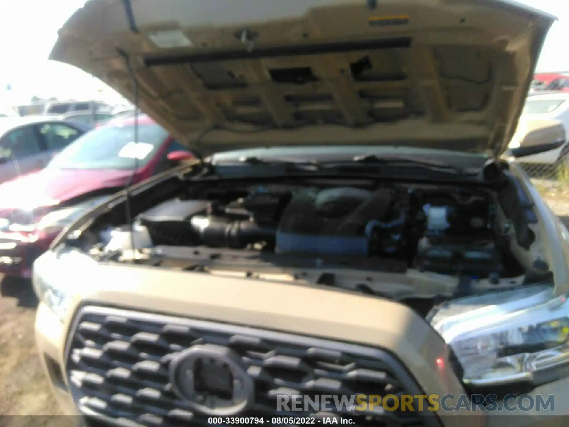 10 Photograph of a damaged car 5TFCZ5AN3LX231545 TOYOTA TACOMA 4WD 2020