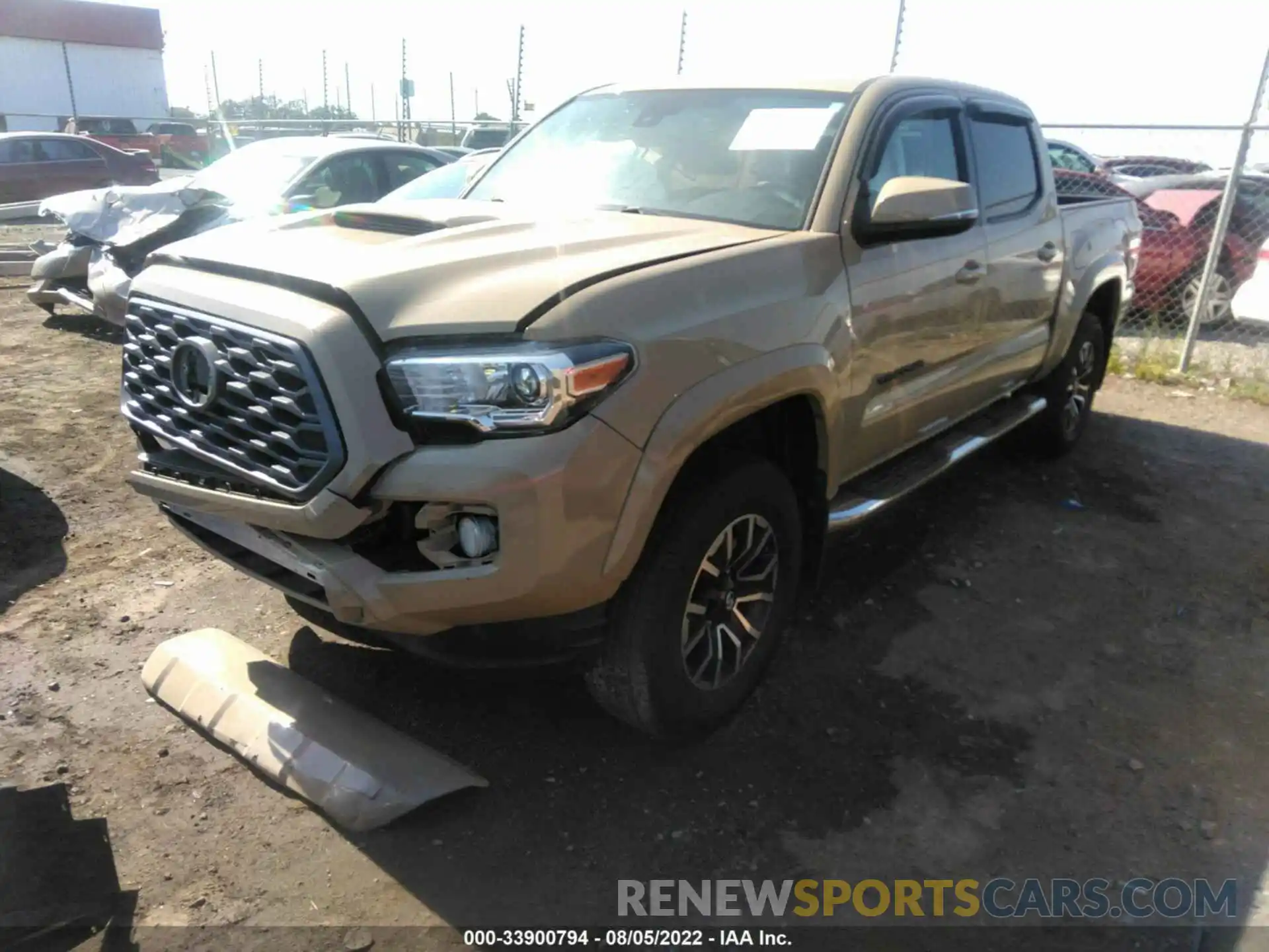 2 Photograph of a damaged car 5TFCZ5AN3LX231545 TOYOTA TACOMA 4WD 2020