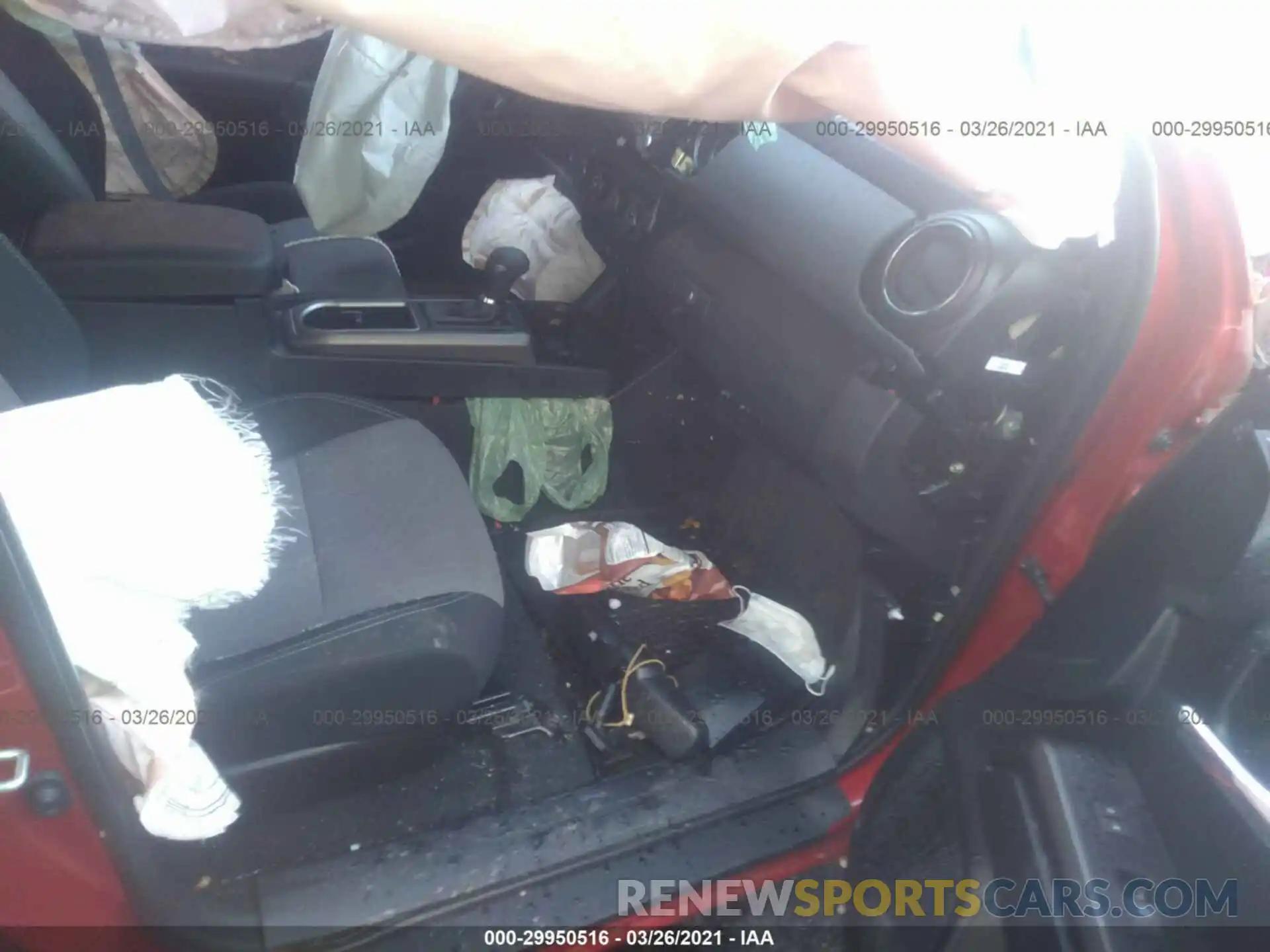 5 Фотография поврежденного автомобиля 5TFCZ5AN3LX241766 TOYOTA TACOMA 4WD 2020