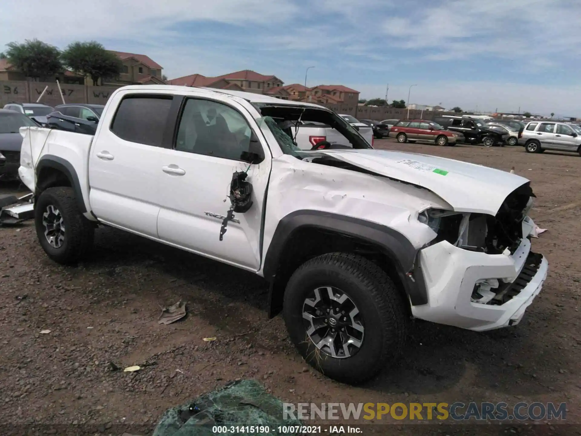 1 Photograph of a damaged car 5TFCZ5AN3LX242125 TOYOTA TACOMA 4WD 2020