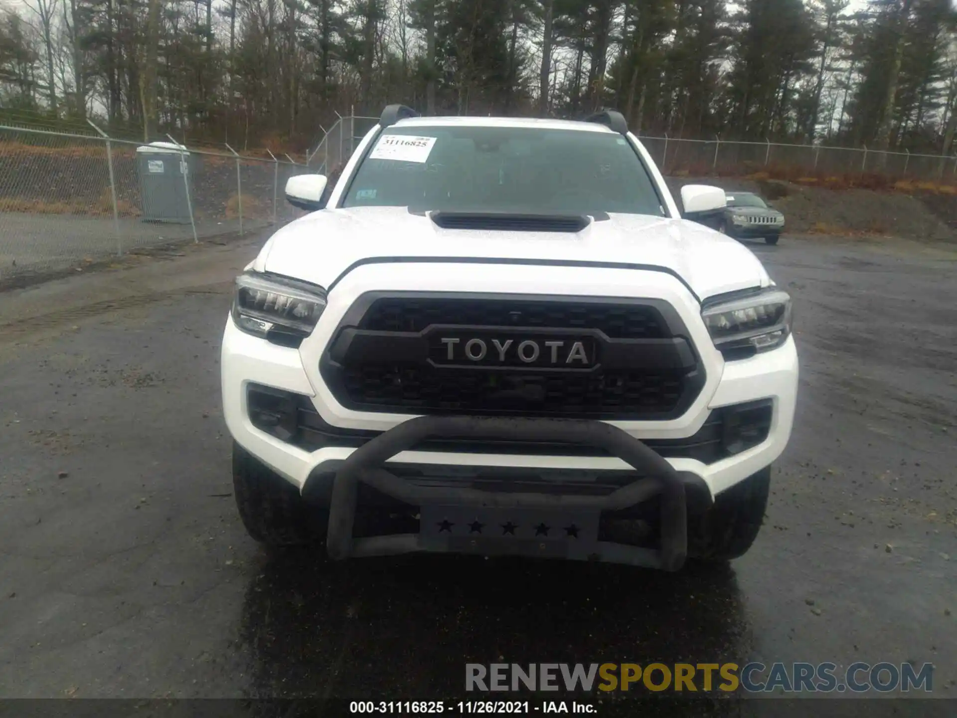 6 Photograph of a damaged car 5TFCZ5AN3LX242156 TOYOTA TACOMA 4WD 2020