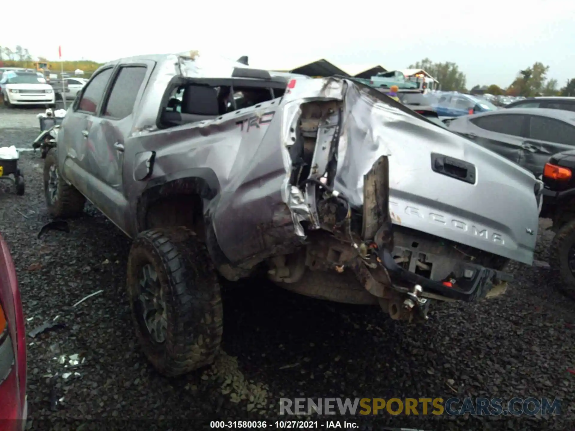 3 Photograph of a damaged car 5TFCZ5AN4LX218545 TOYOTA TACOMA 4WD 2020