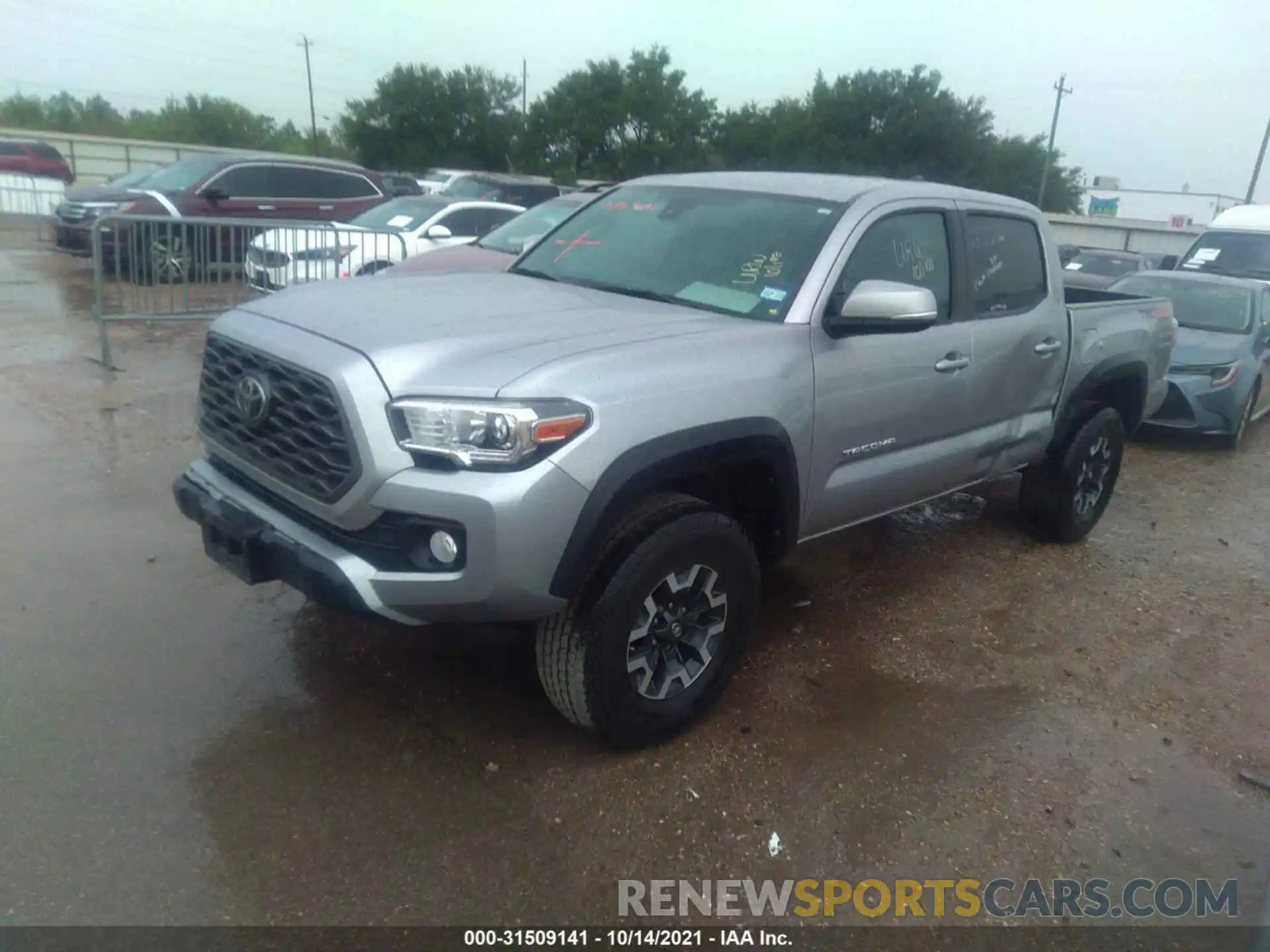 2 Photograph of a damaged car 5TFCZ5AN4LX230517 TOYOTA TACOMA 4WD 2020