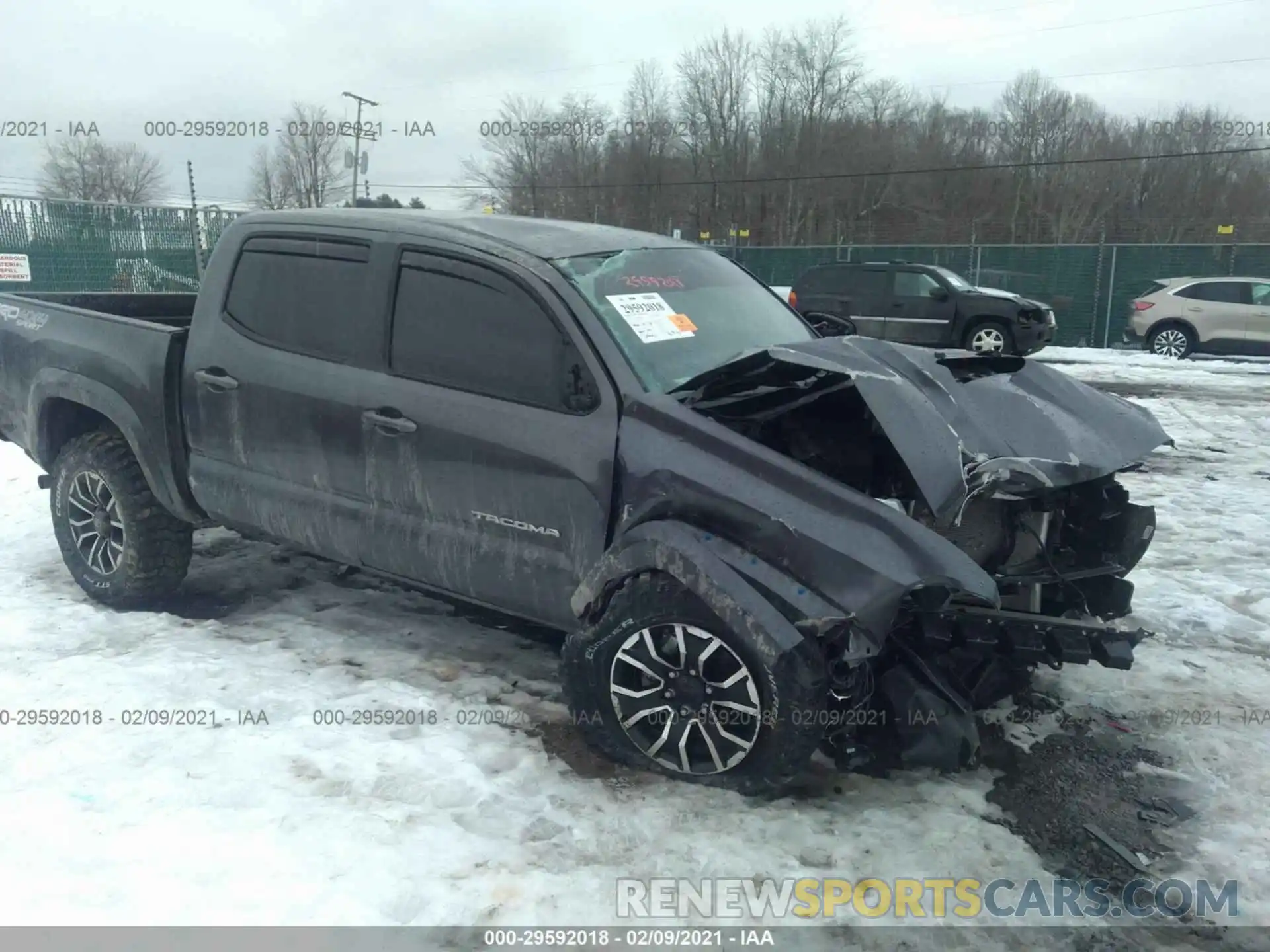 1 Photograph of a damaged car 5TFCZ5AN4LX237161 TOYOTA TACOMA 4WD 2020